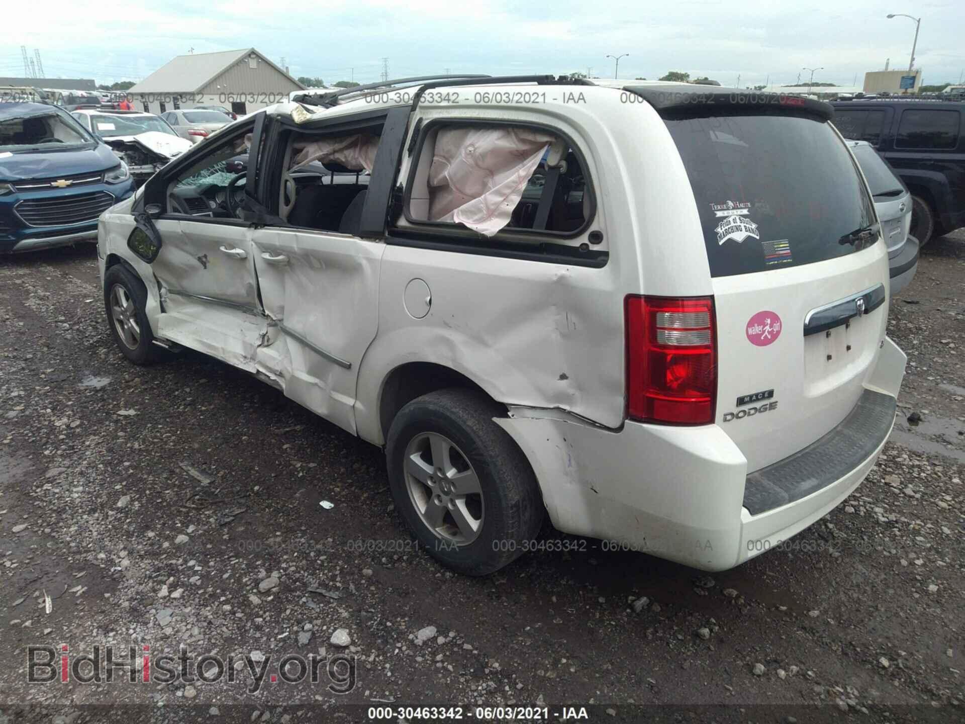2010 DODGE GRAND CARAVAN - VIN: 2D4RN5D10AR154775 - Фото 3