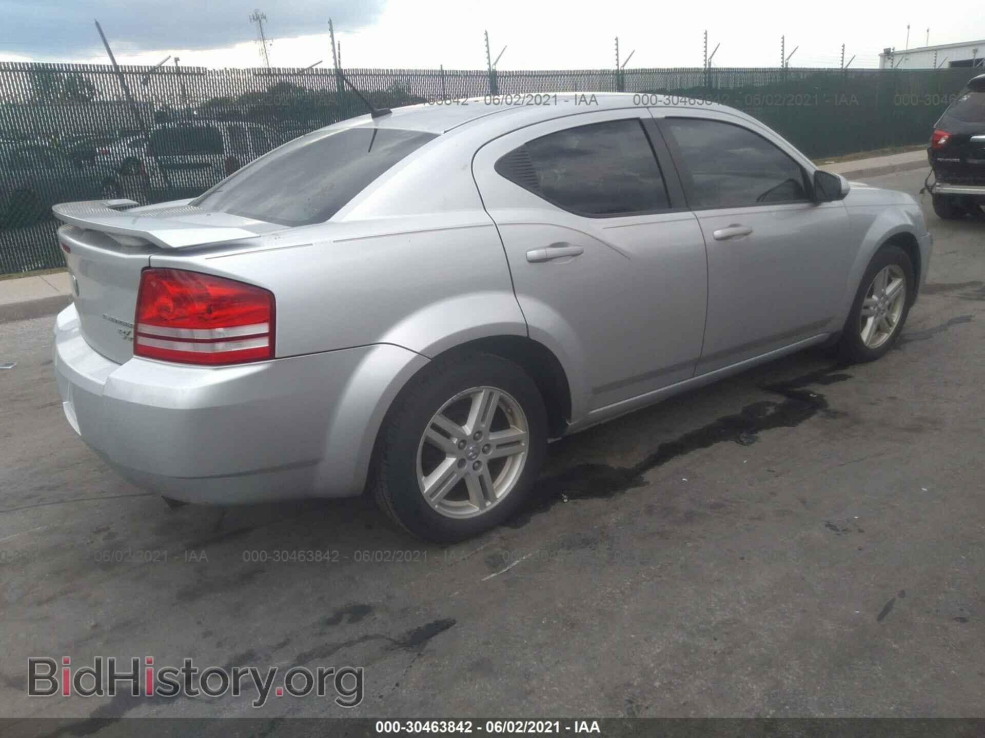 2010 DODGE AVENGER - VIN: 1B3CC5FB7AN236998 - Photo 4