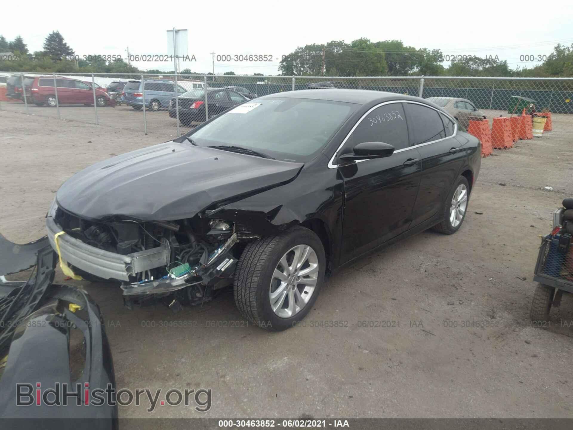 2015 CHRYSLER 200 - VIN: 1C3CCCAB5FN692892 - Фото 2