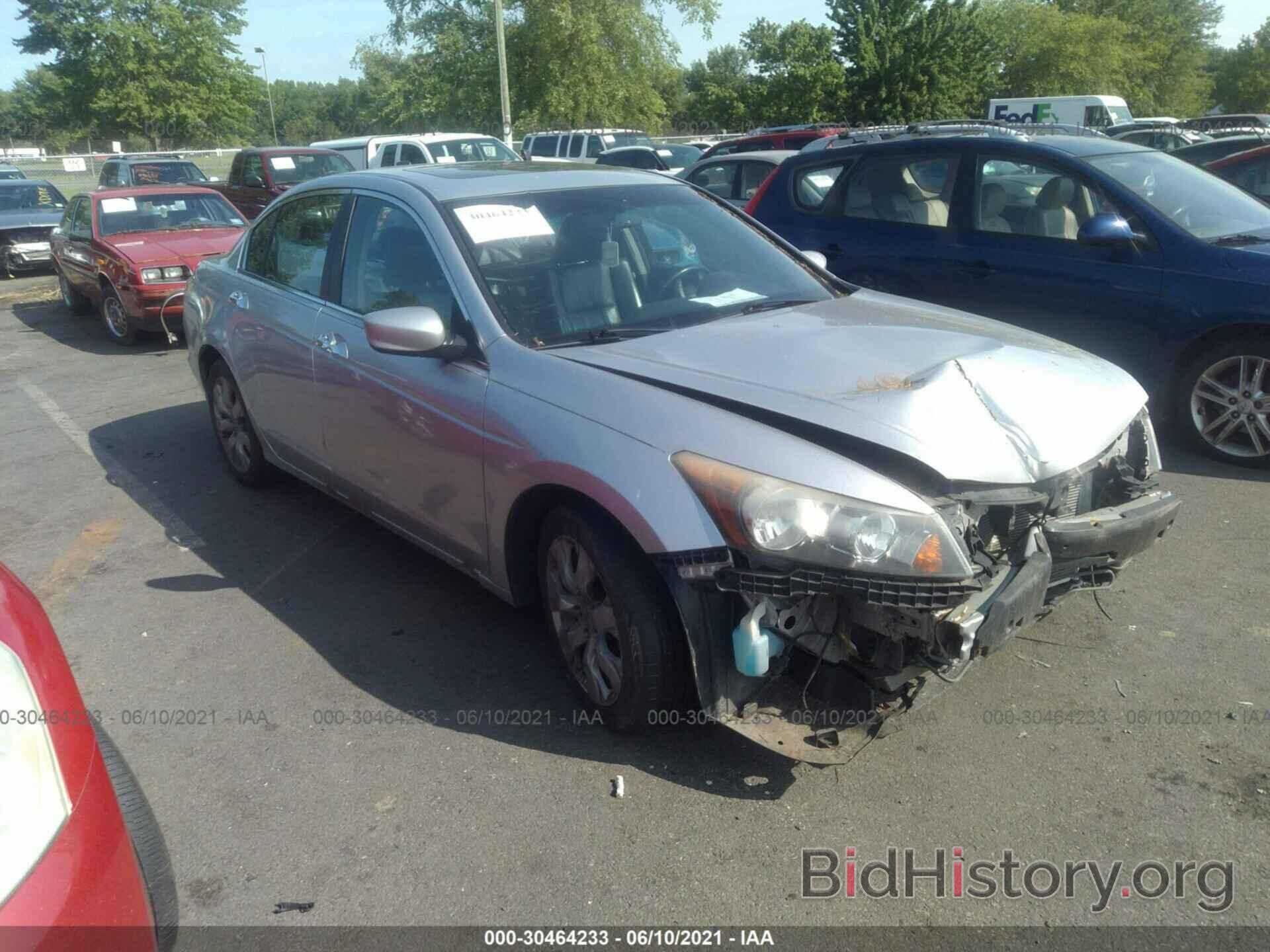 Photo 1HGCP368X8A063251 - HONDA ACCORD SDN 2008