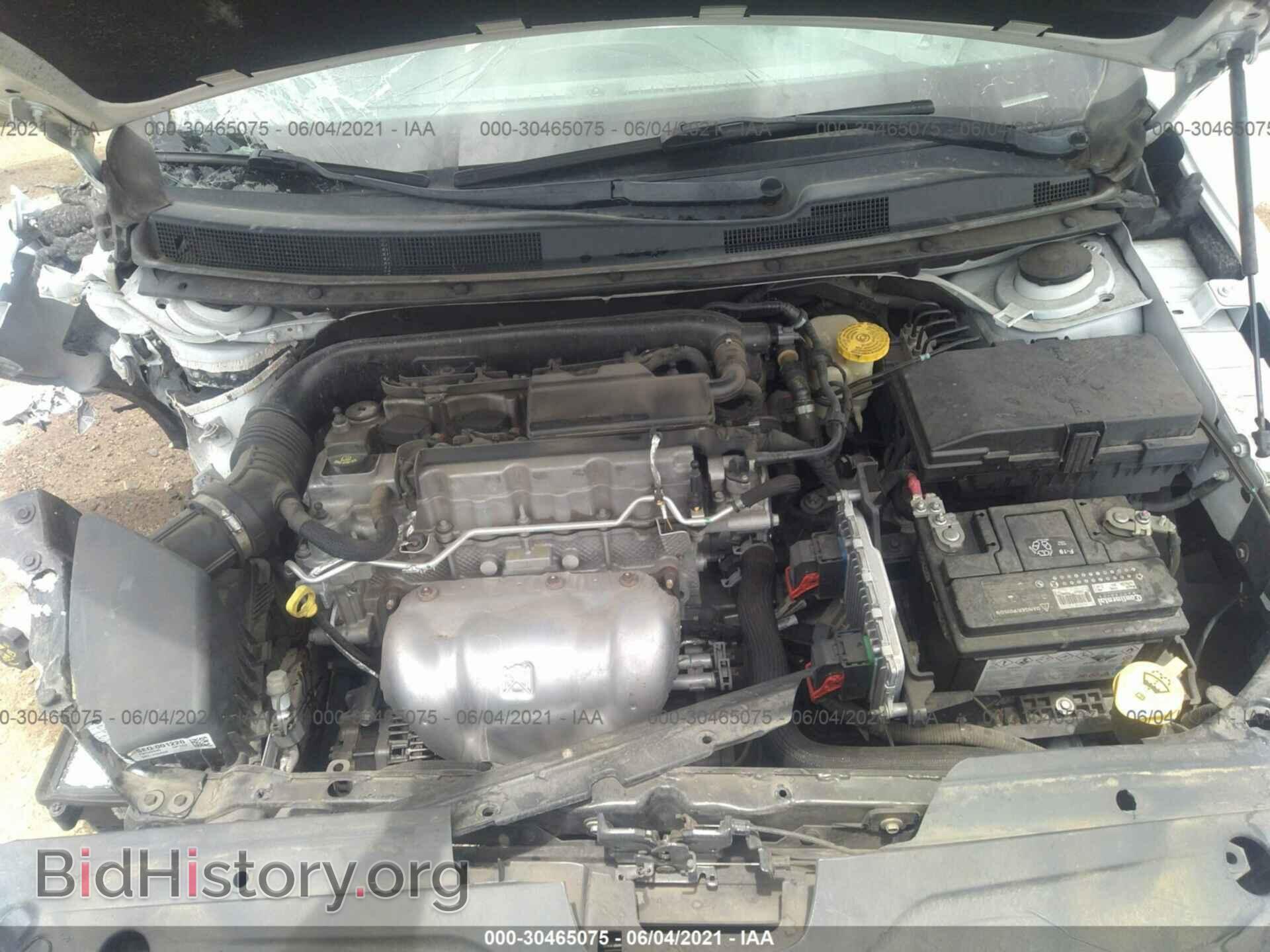 2015 CHRYSLER 200 - VIN: 1C3CCCAB8FN732656 - Photo 10