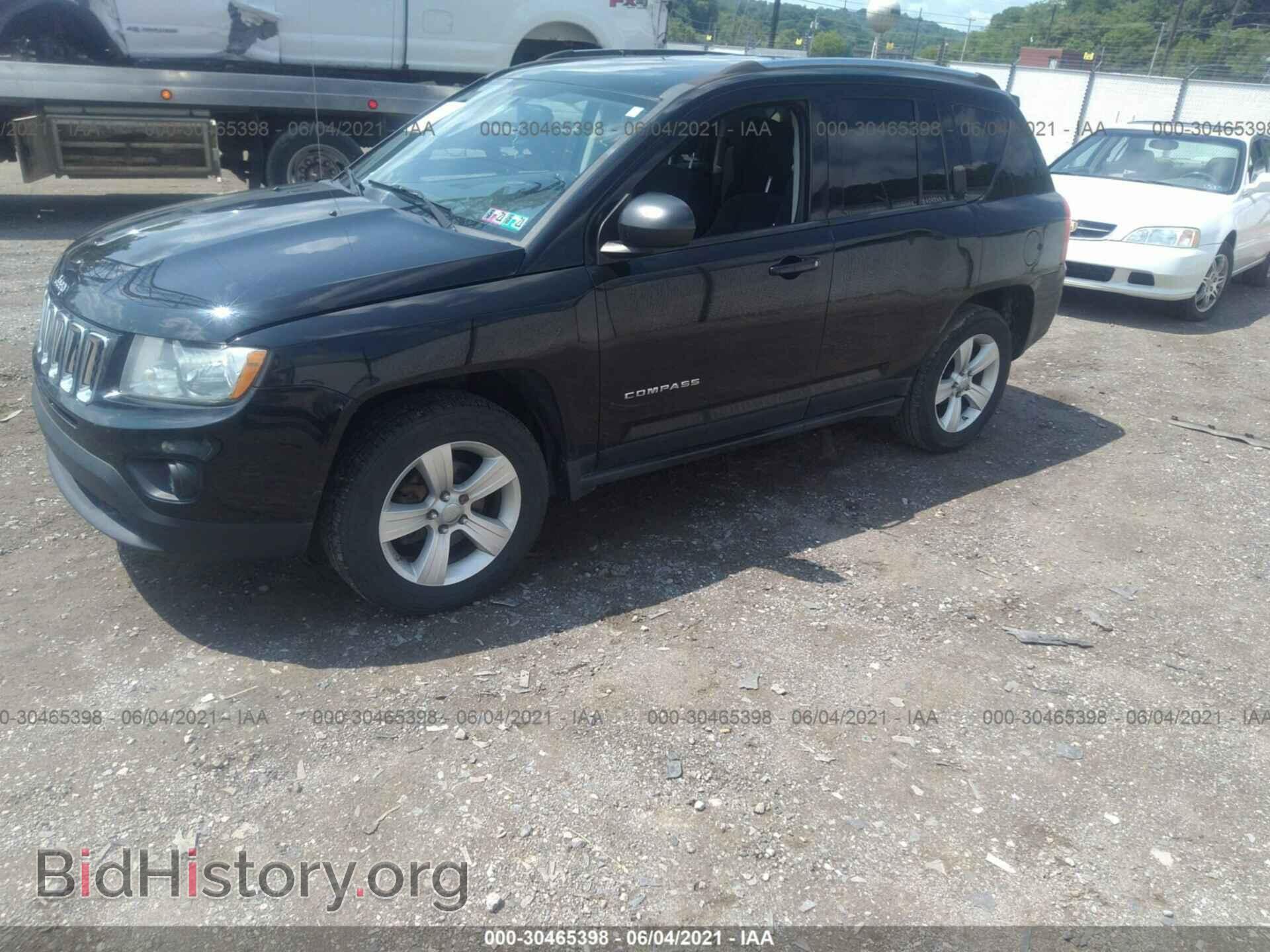 2012 JEEP COMPASS - VIN: 1C4NJDEB4CD624353 - Photo 2