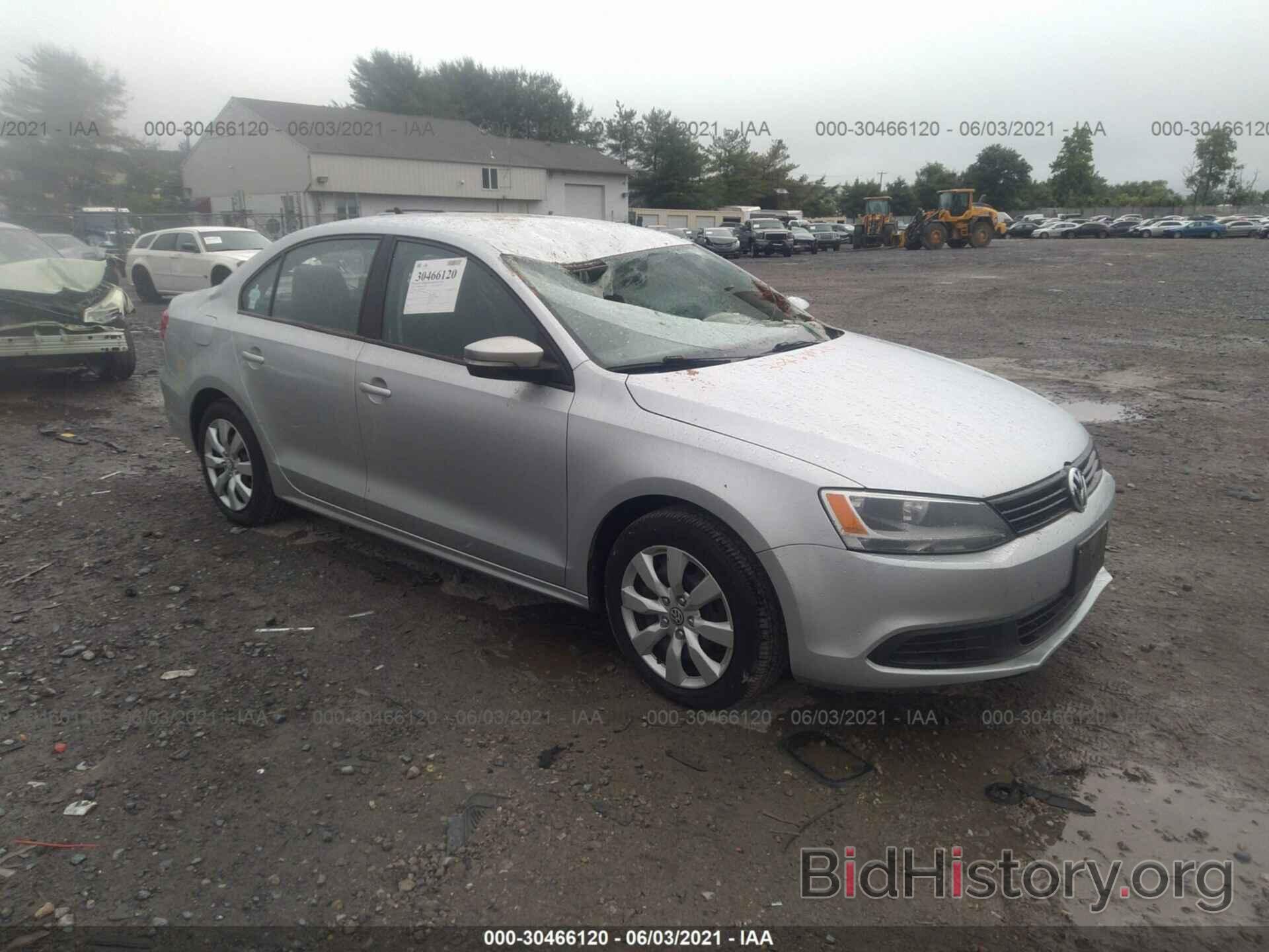 Photo 3VWD17AJ6EM284878 - VOLKSWAGEN JETTA SEDAN 2014