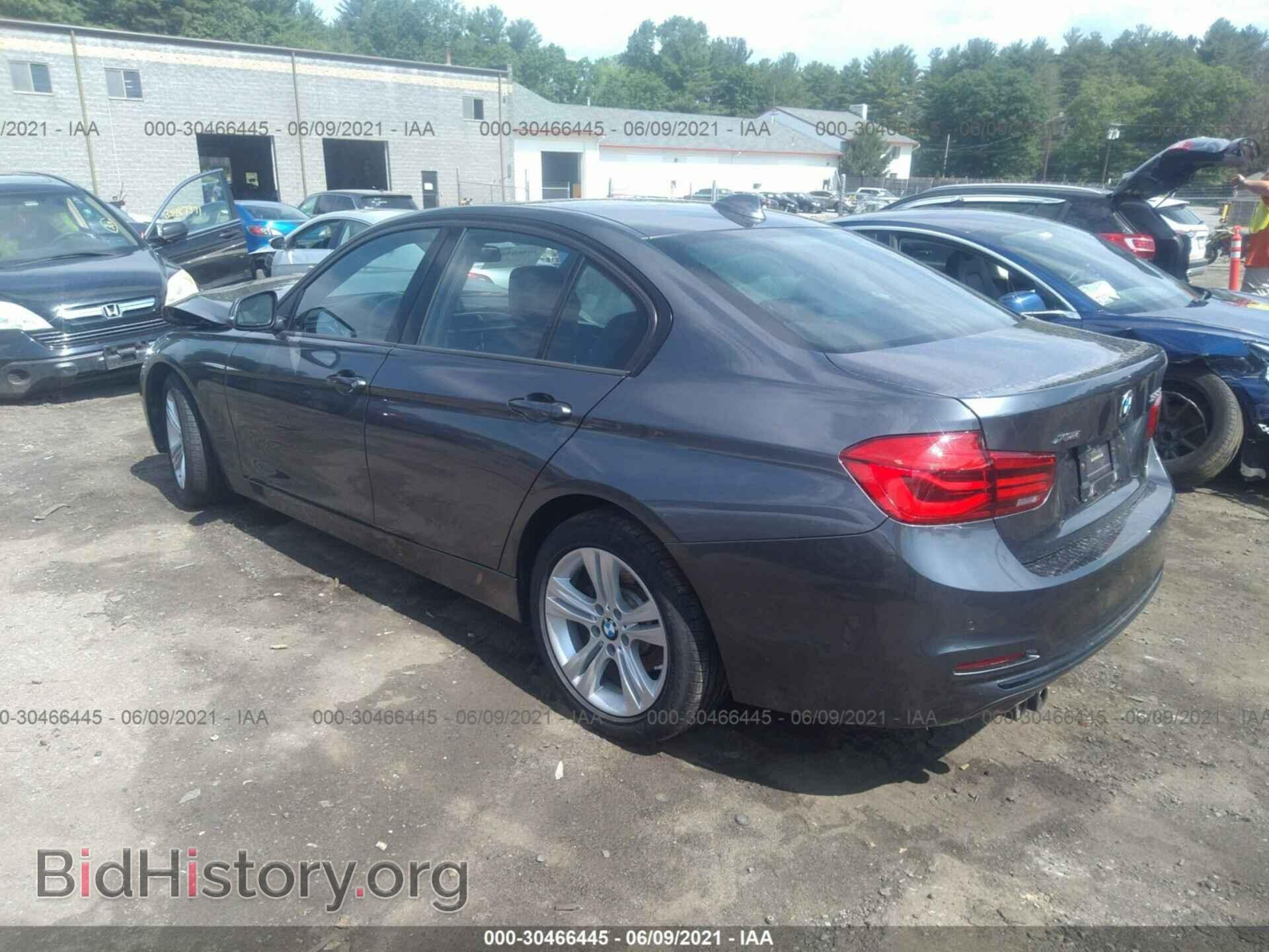 2016 BMW 3 SERIES - VIN: WBA8E3G5XGNU05803 - Фото 3
