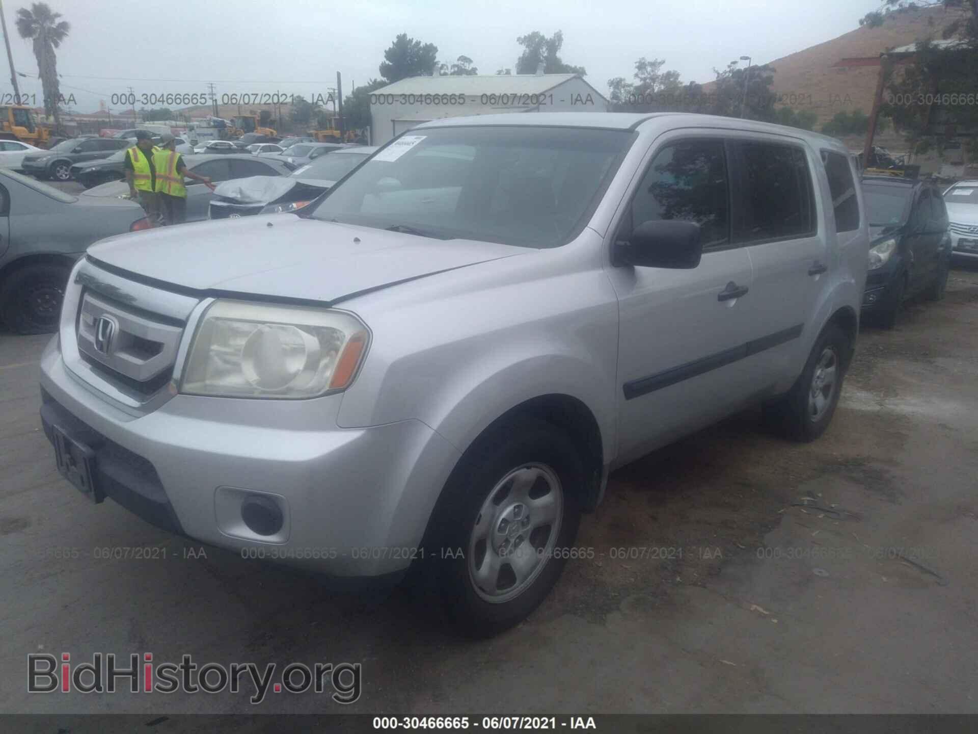 2009 HONDA PILOT - VIN: 5FNYF382X9B028279 - Фото 2