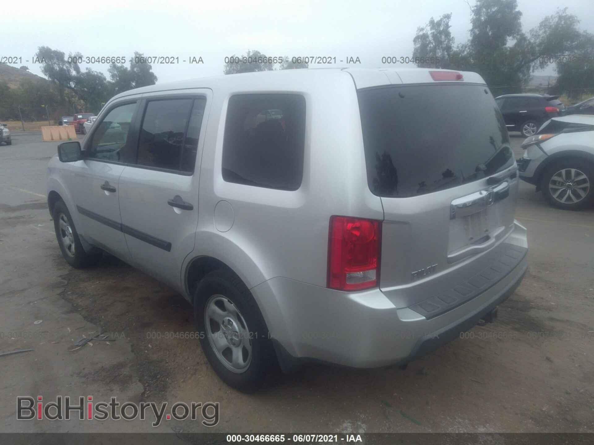 2009 HONDA PILOT - VIN: 5FNYF382X9B028279 - Фото 3