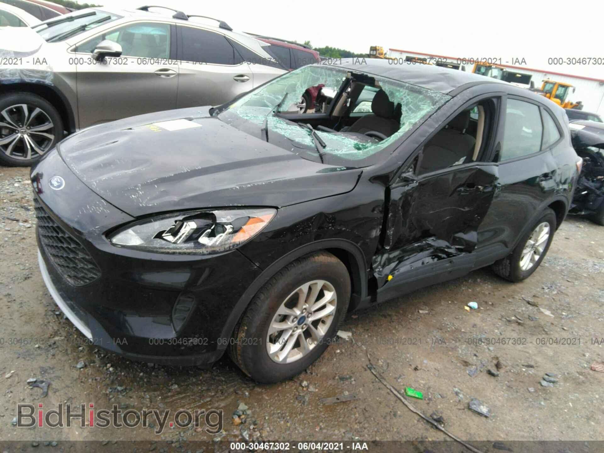 2020 FORD ESCAPE - VIN: 1FMCU0F62LUA45737 - Фото 2