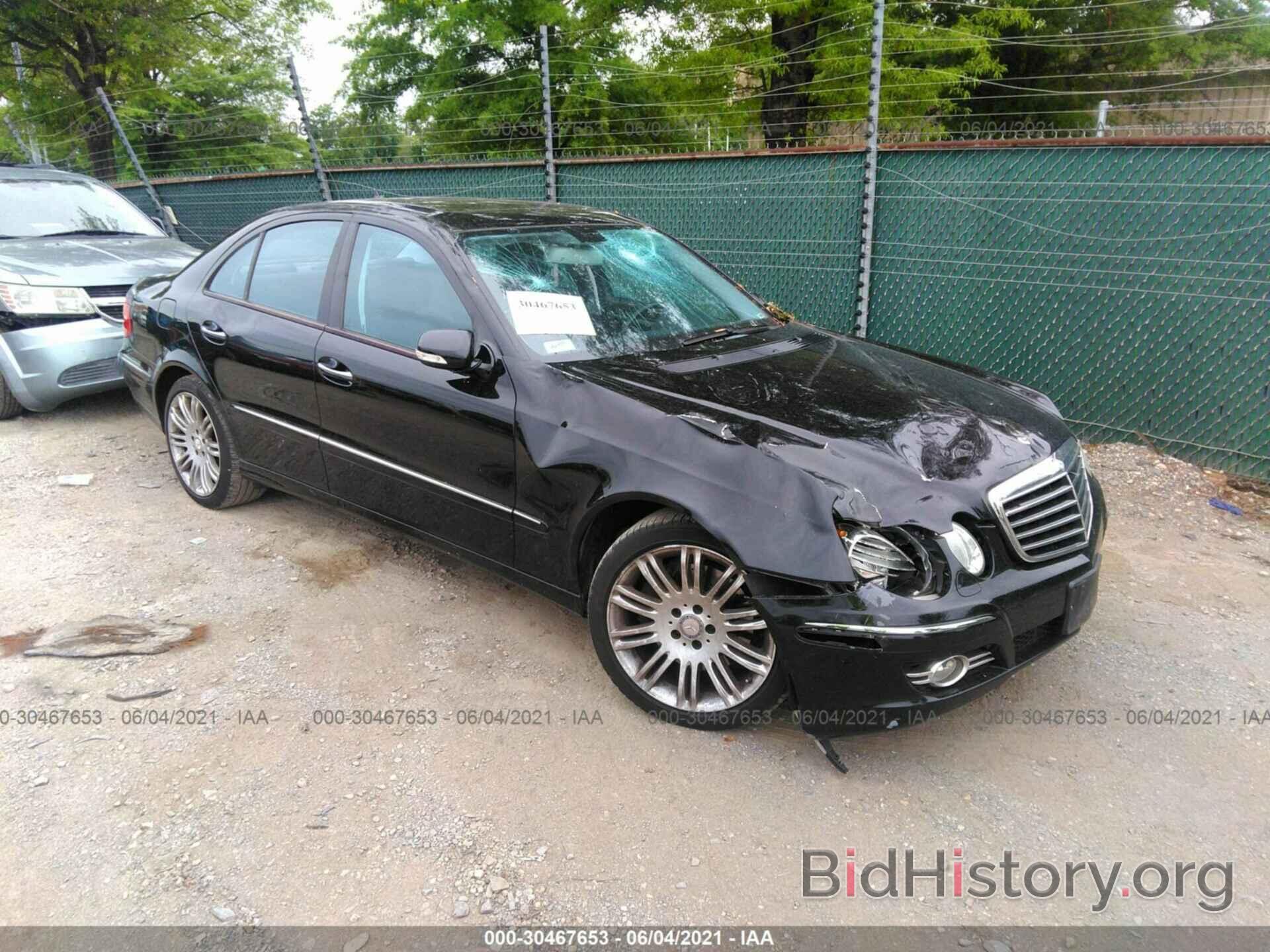 Photo WDBUF87X18B334151 - MERCEDES-BENZ E-CLASS 2008