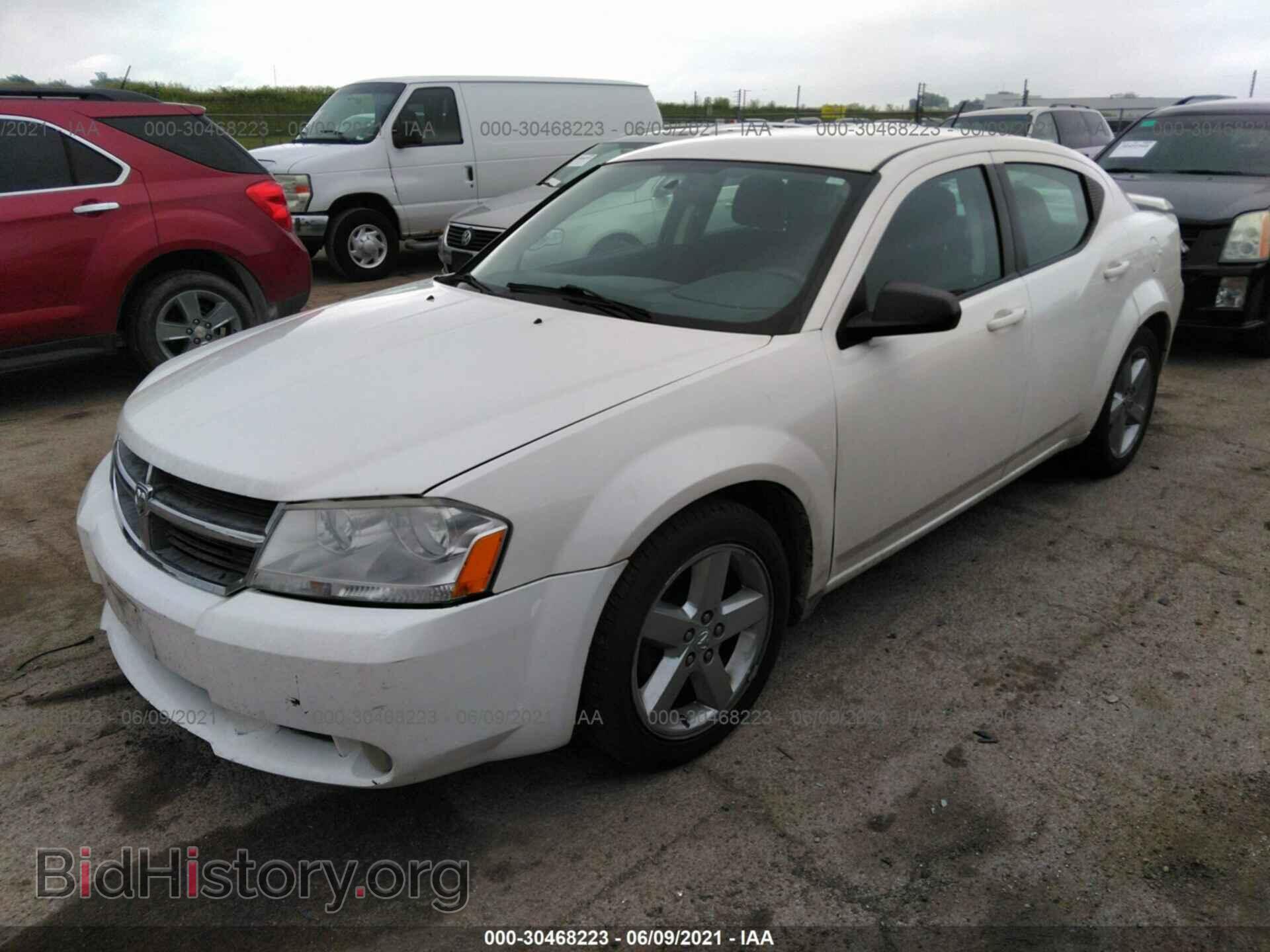 2010 DODGE AVENGER - VIN: 1B3CC4FD0AN201151 - Фото 2