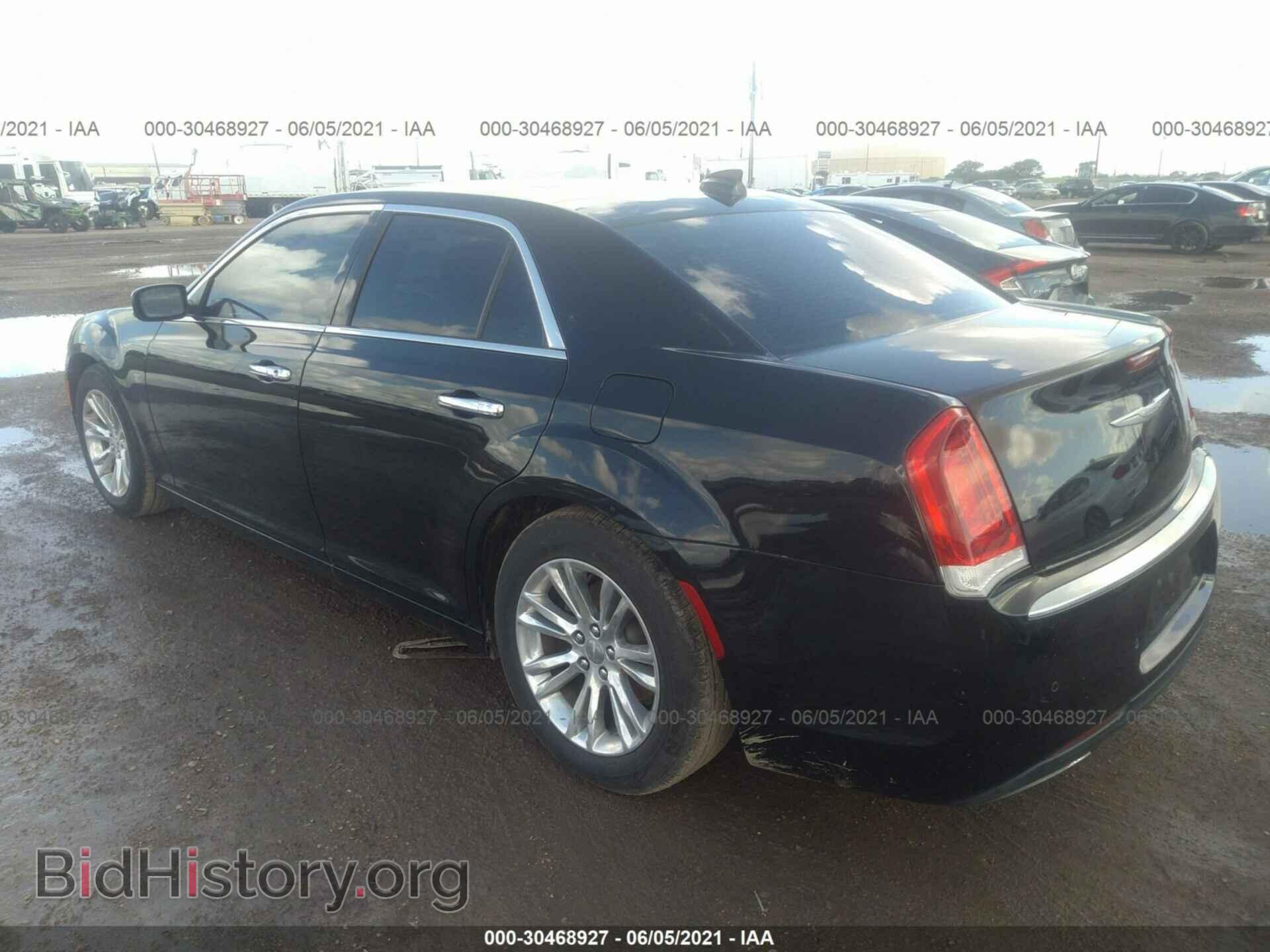 2017 CHRYSLER 300 - VIN: 2C3CCAEGXHH579767 - Фото 3