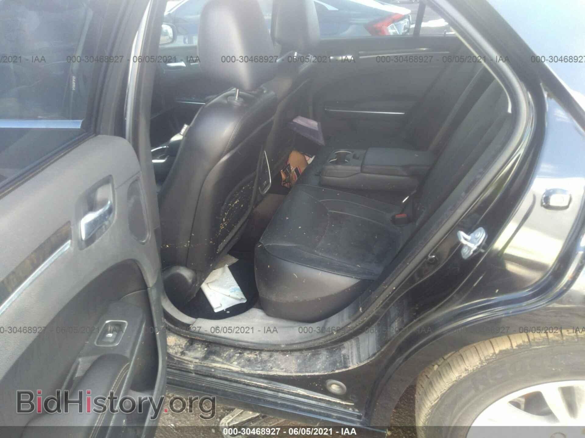 2017 CHRYSLER 300 - VIN: 2C3CCAEGXHH579767 - Фото 8