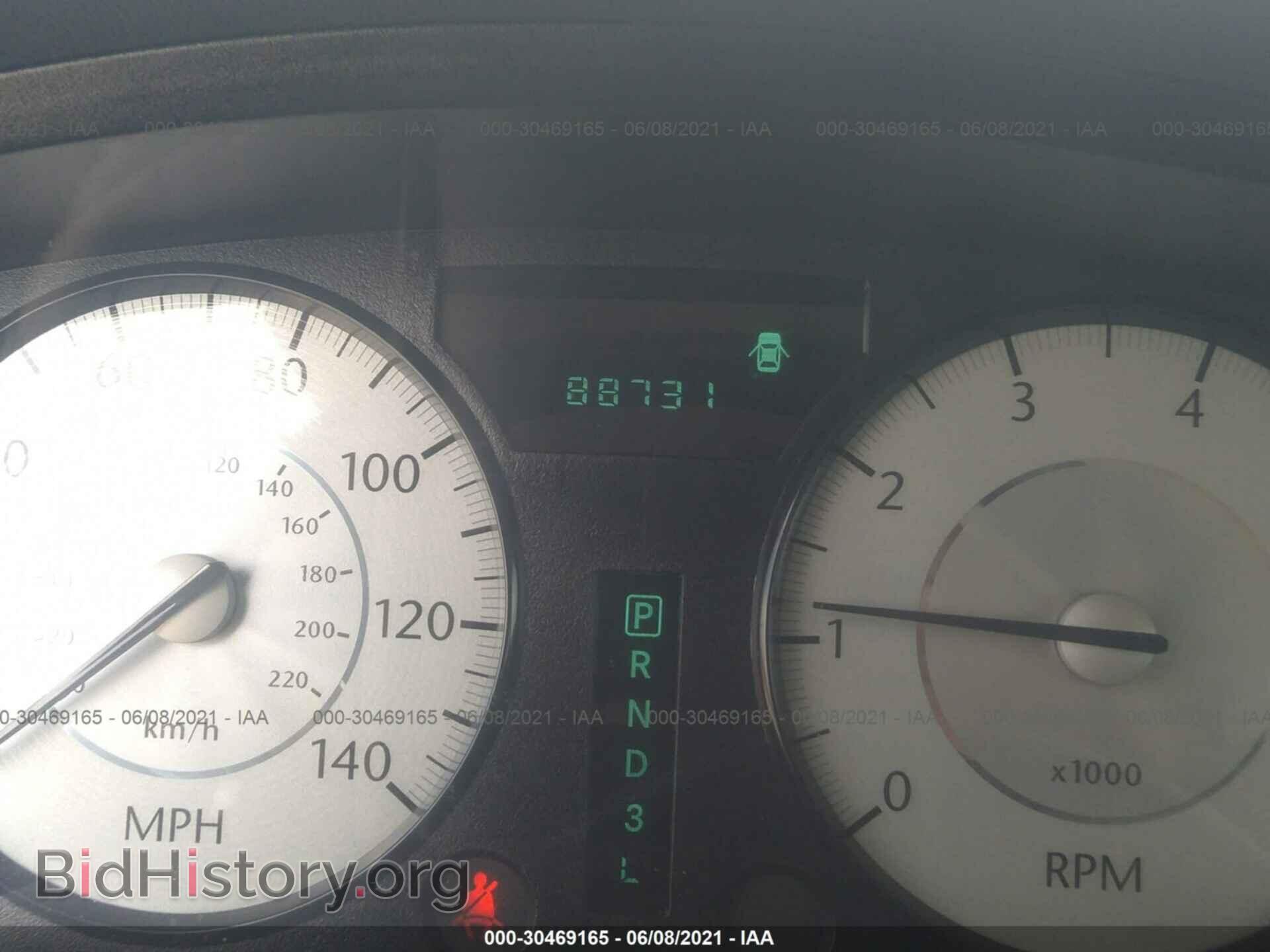 2008 CHRYSLER 300 - VIN: 2C3KA43R28H123740 - Фото 7