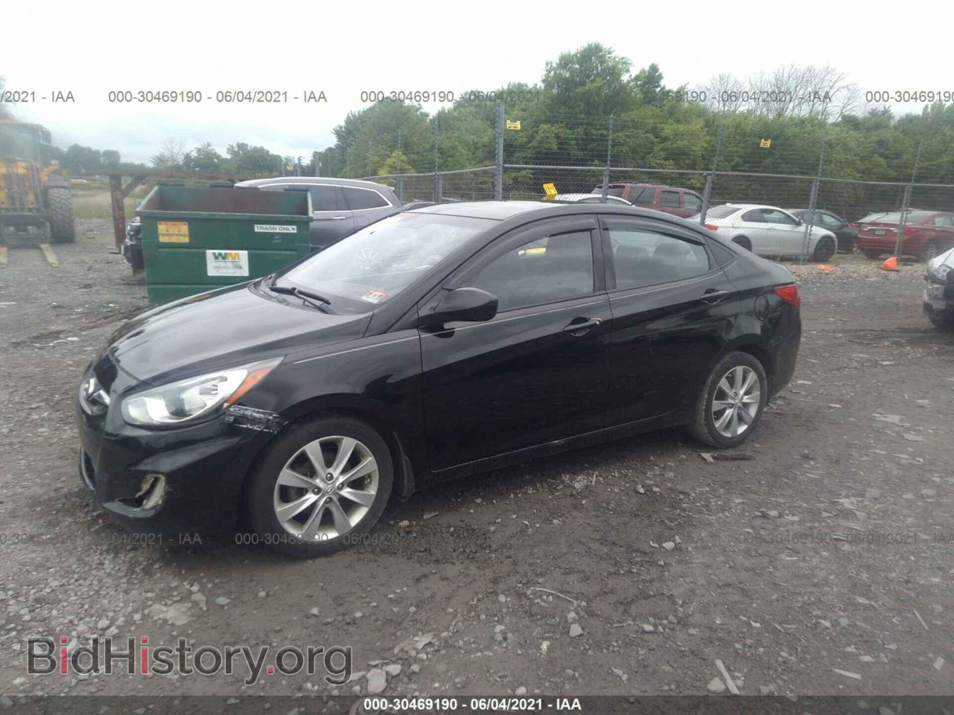2013 HYUNDAI ACCENT - VIN: KMHCU4AE1DU341498 - Фото 2