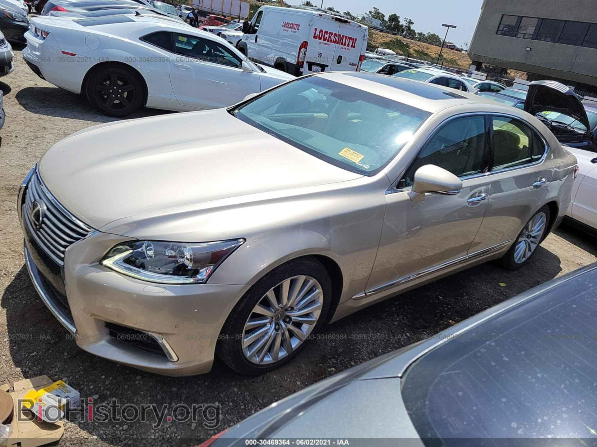 2013 LEXUS LS 460 - VIN: JTHCL5EF2D5018070 - Photo 2