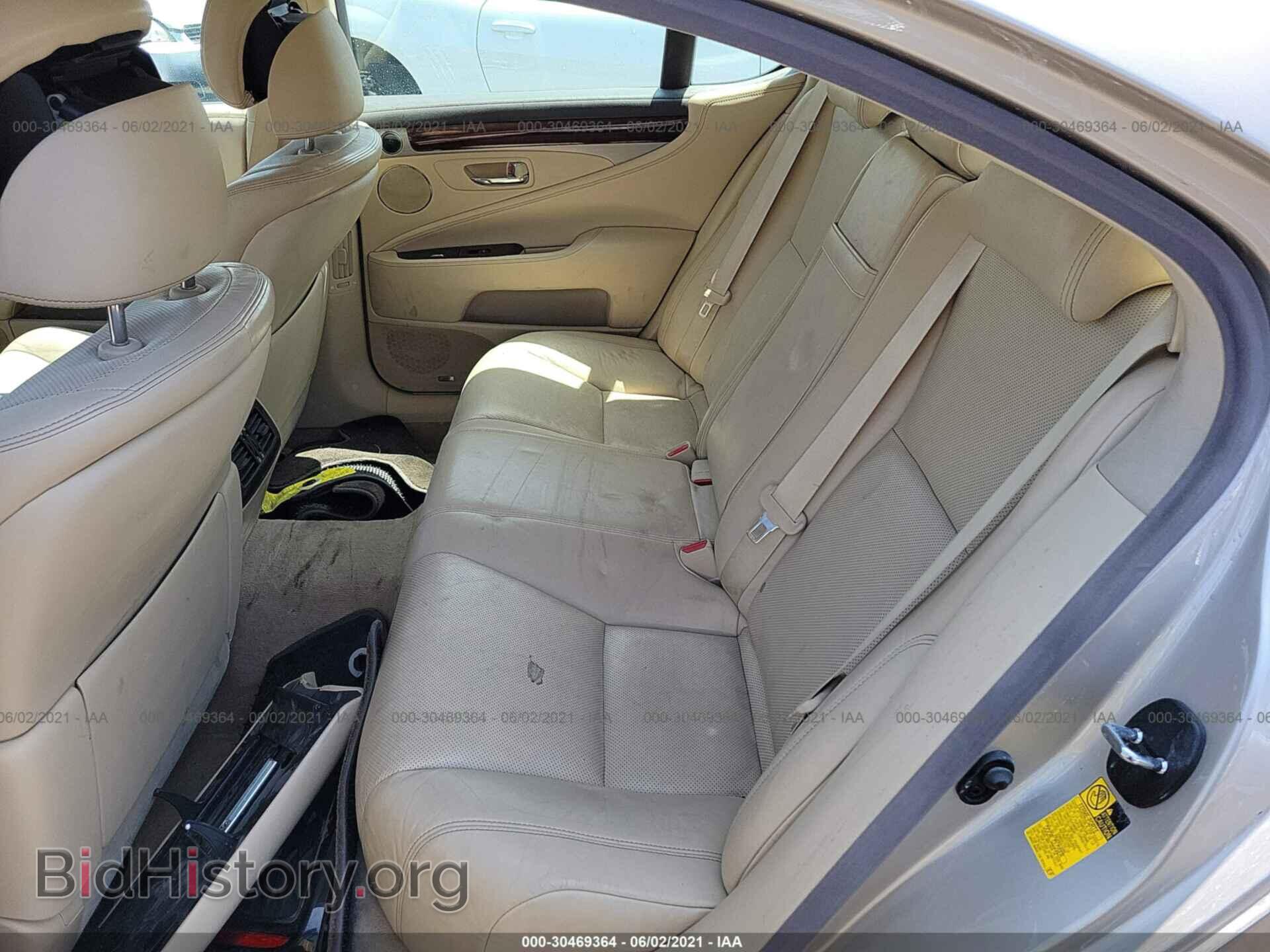 2013 LEXUS LS 460 - VIN: JTHCL5EF2D5018070 - Photo 8