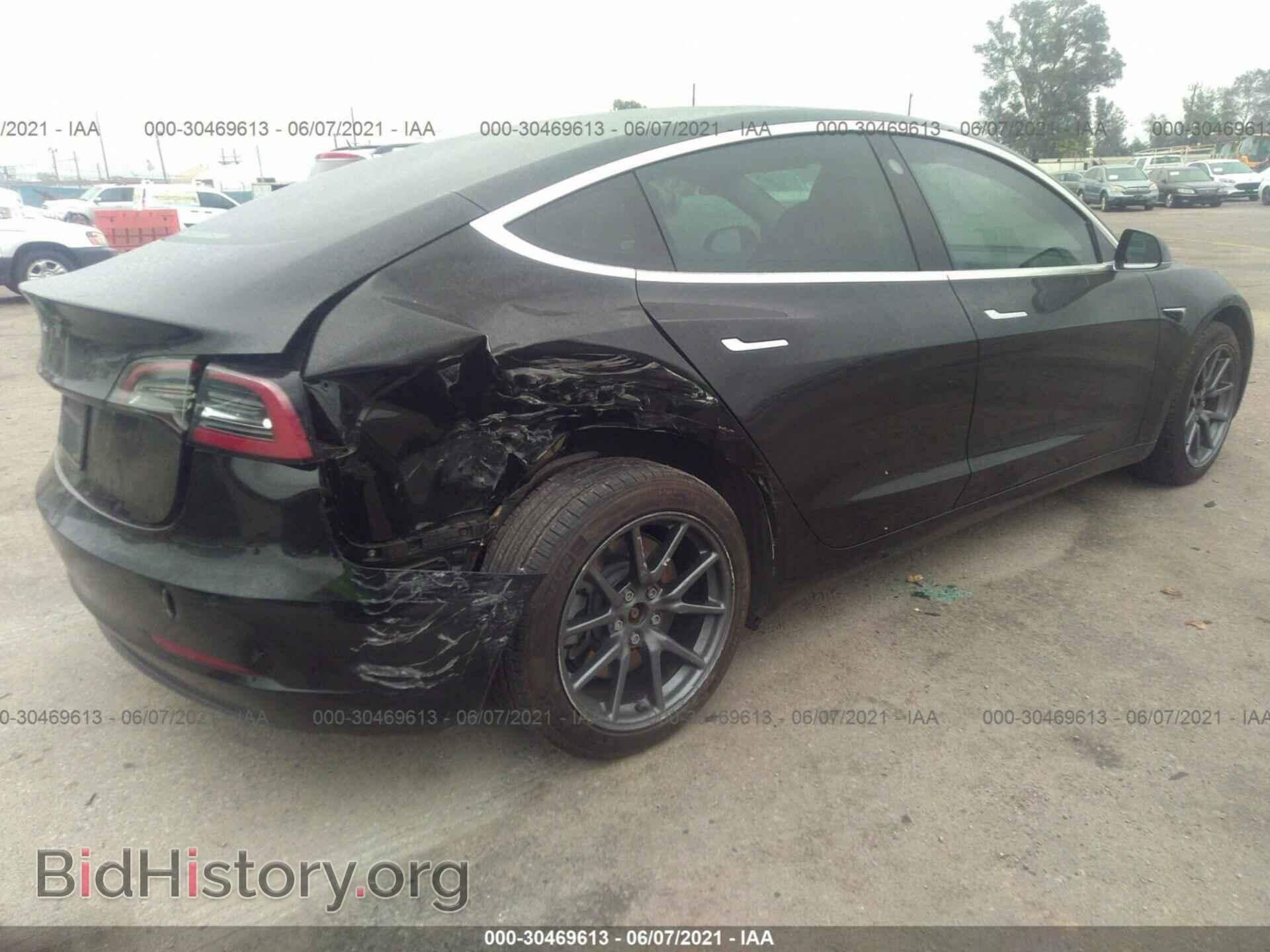 2019 TESLA MODEL 3 - VIN: 5YJ3E1EA0KF305041 - Фото 4