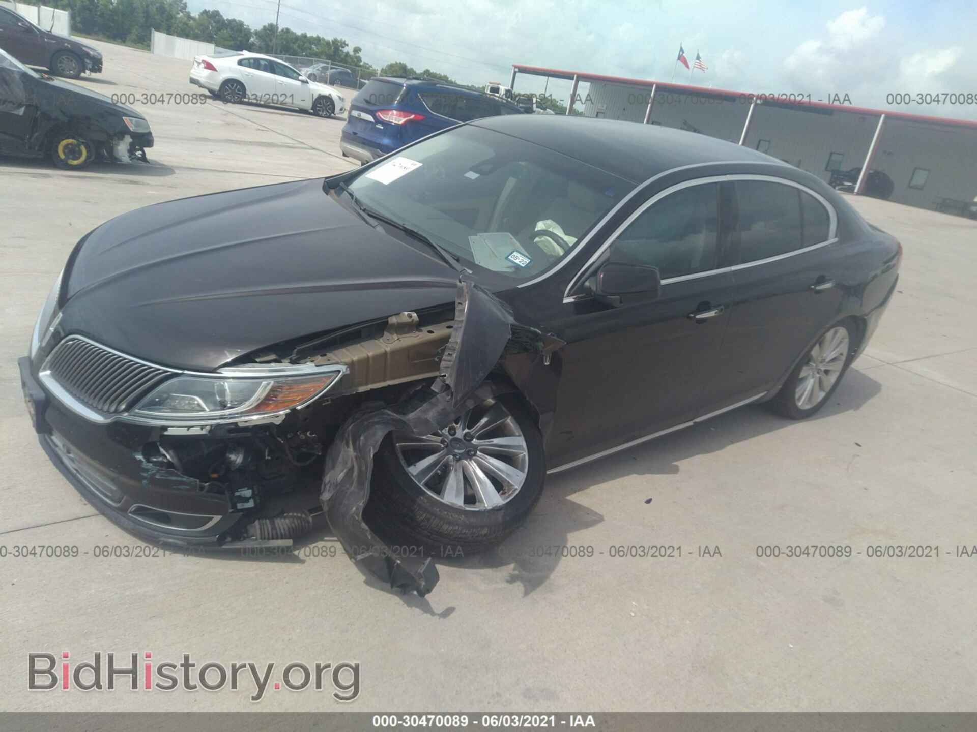 2013 LINCOLN MKS - VIN: 1LNHL9FT8DG600323 - Фото 2