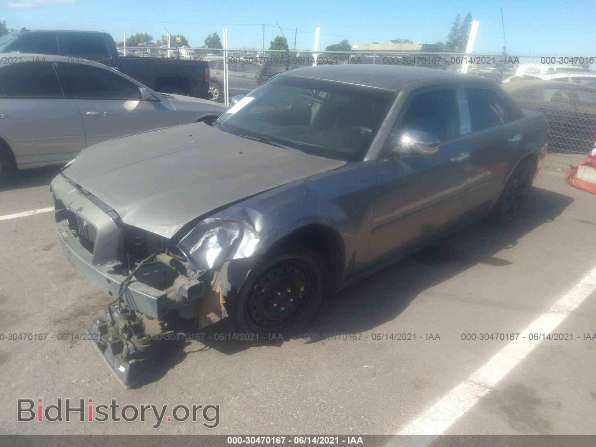 2006 CHRYSLER 300 - VIN: 2C3LA43R16H471756 - Фото 2