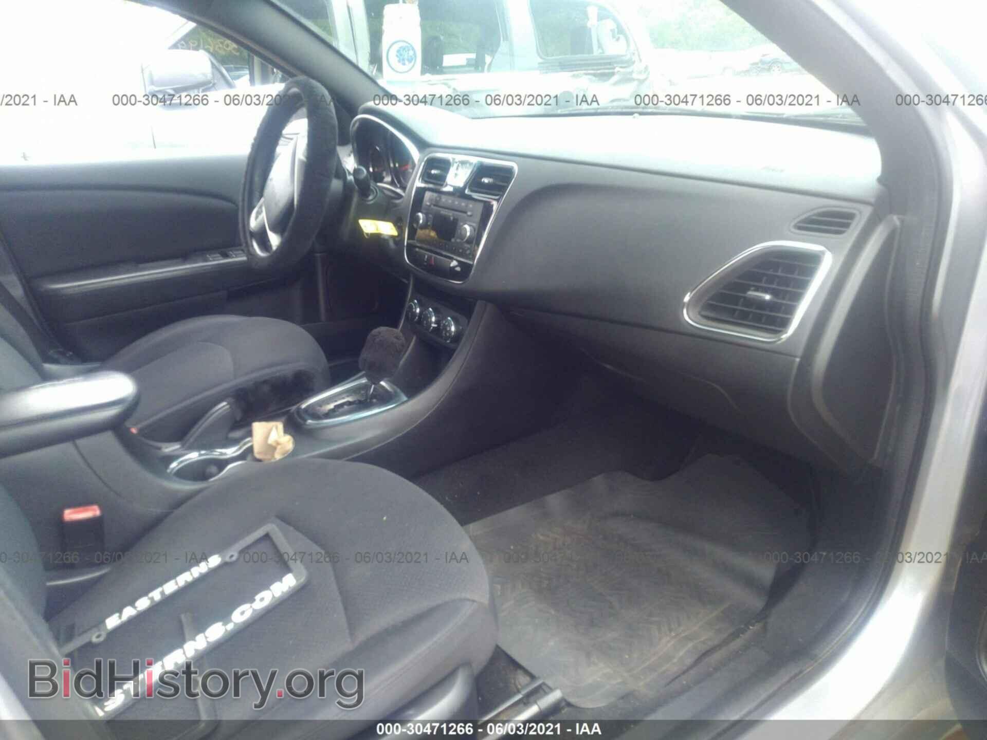 2013 CHRYSLER 200 - VIN: 1C3CCBBBXDN732566 - Фото 5