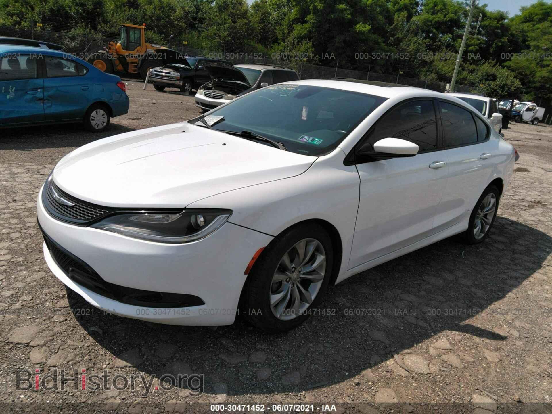 2015 CHRYSLER 200 - VIN: 1C3CCCBB7FN526033 - Фото 2
