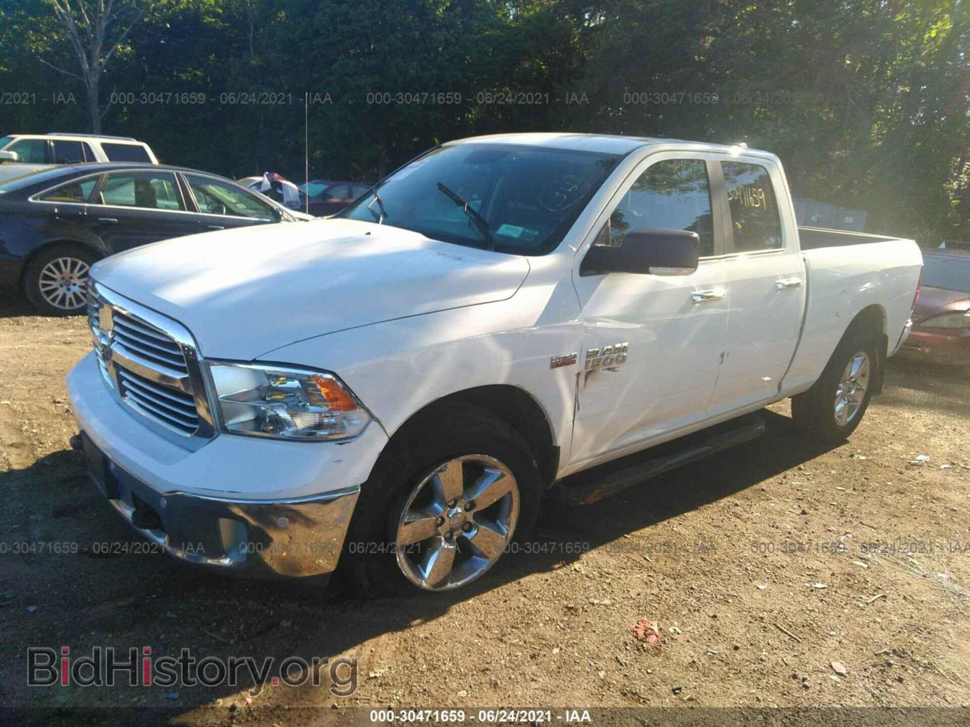 2017 RAM 1500 - VIN: 1C6RR7GT8HS802583 - Photo 2