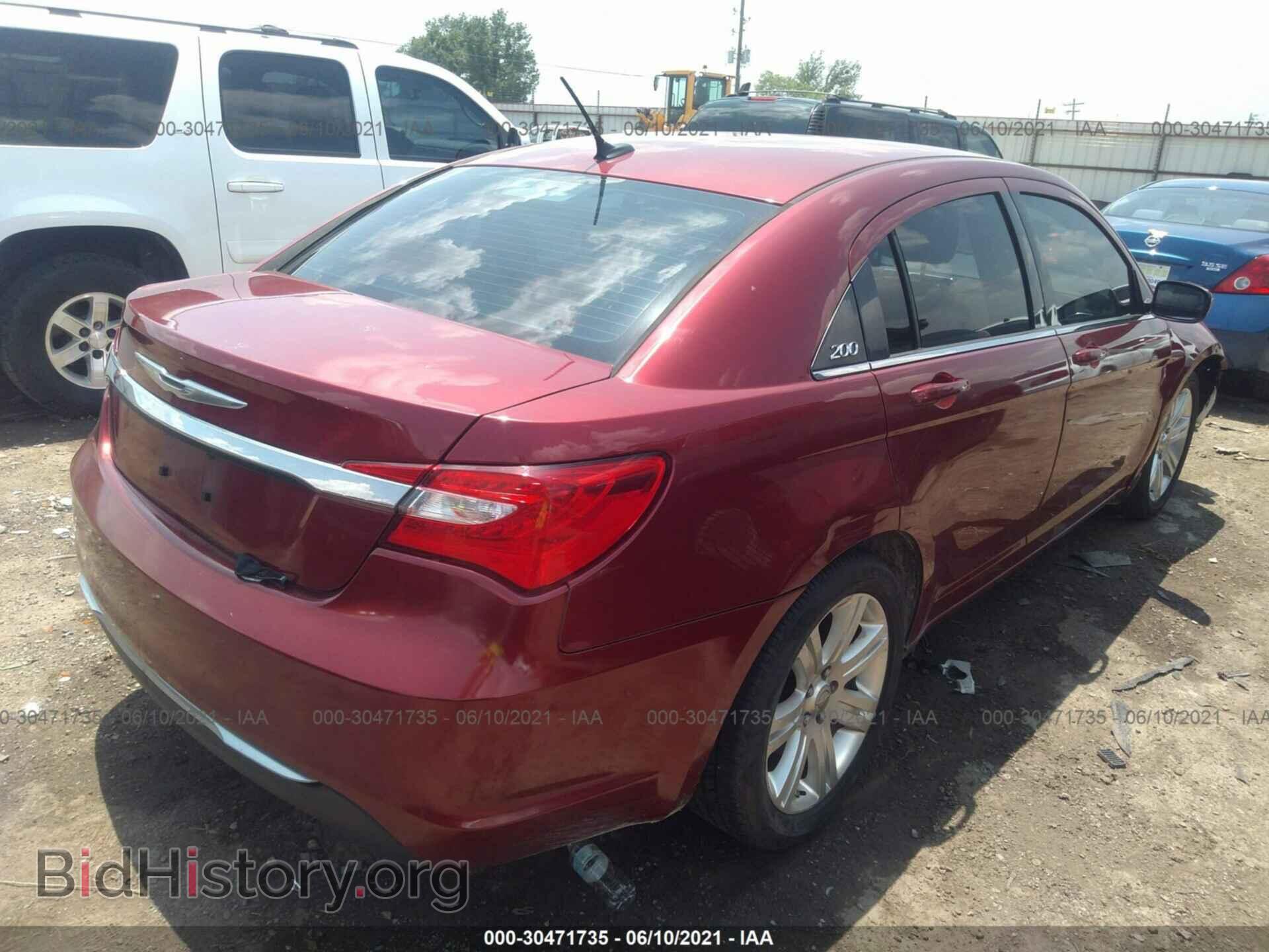 2013 CHRYSLER 200 - VIN: 1C3CCBAB5DN640198 - Фото 4