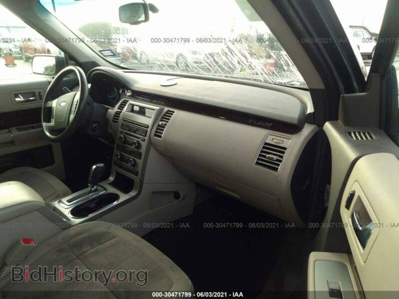 2011 Ford FLEX (VIN 2FMGK5CC0BBD16653) — photo 5 of 11