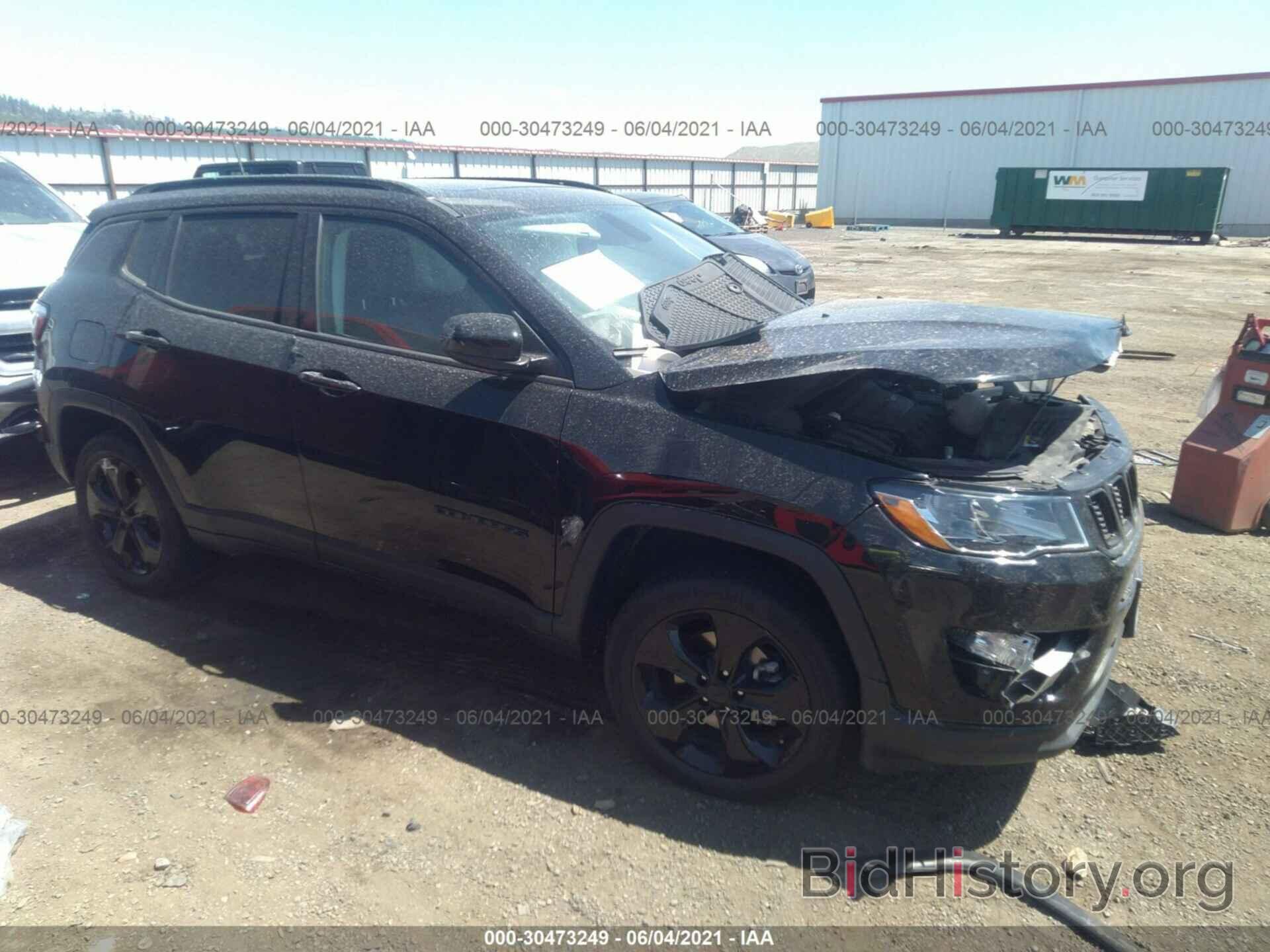 Photo 3C4NJDBB8LT135422 - JEEP COMPASS 2020