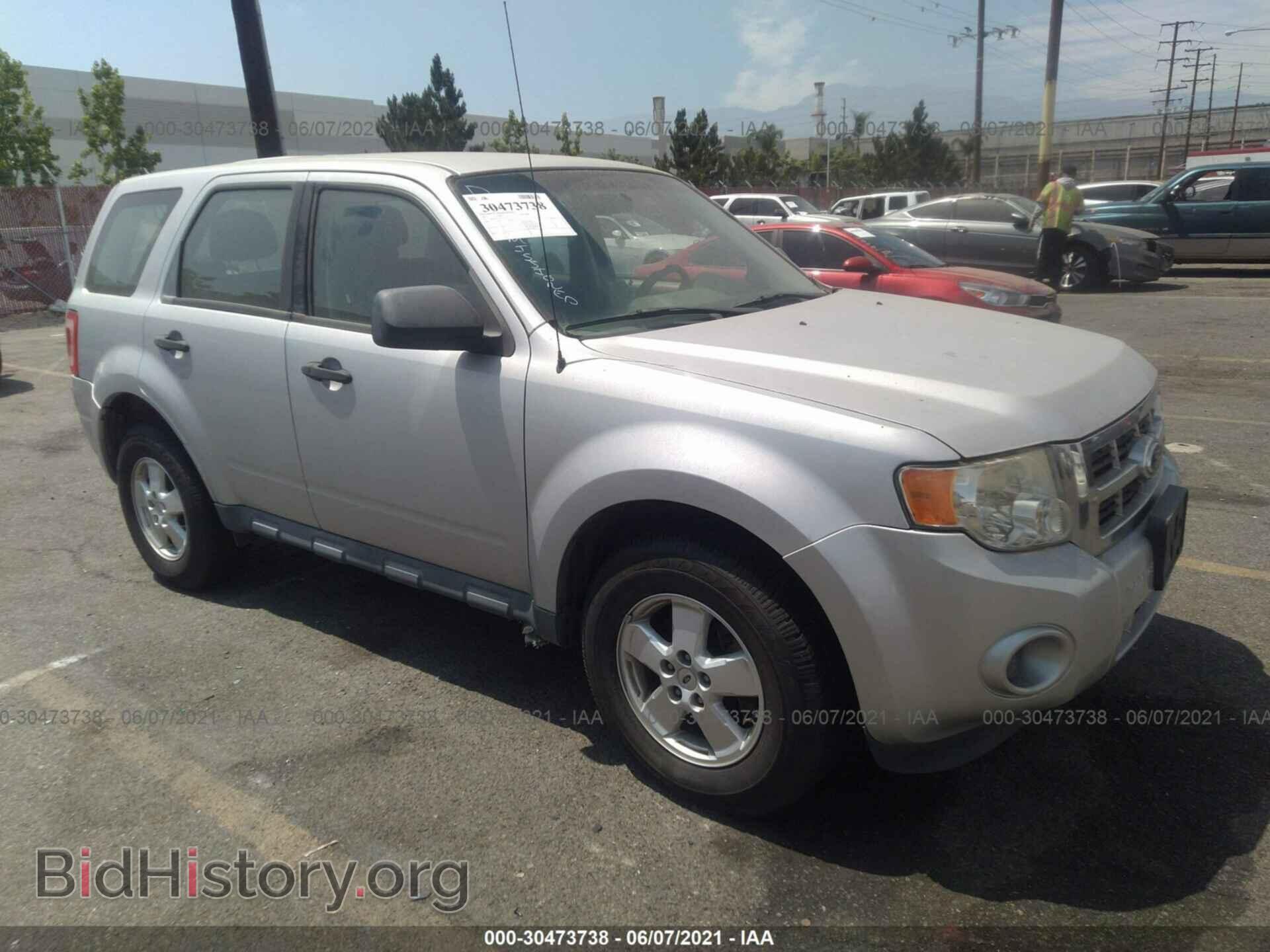 Photo 1FMCU0C73CKA15154 - FORD ESCAPE 2012