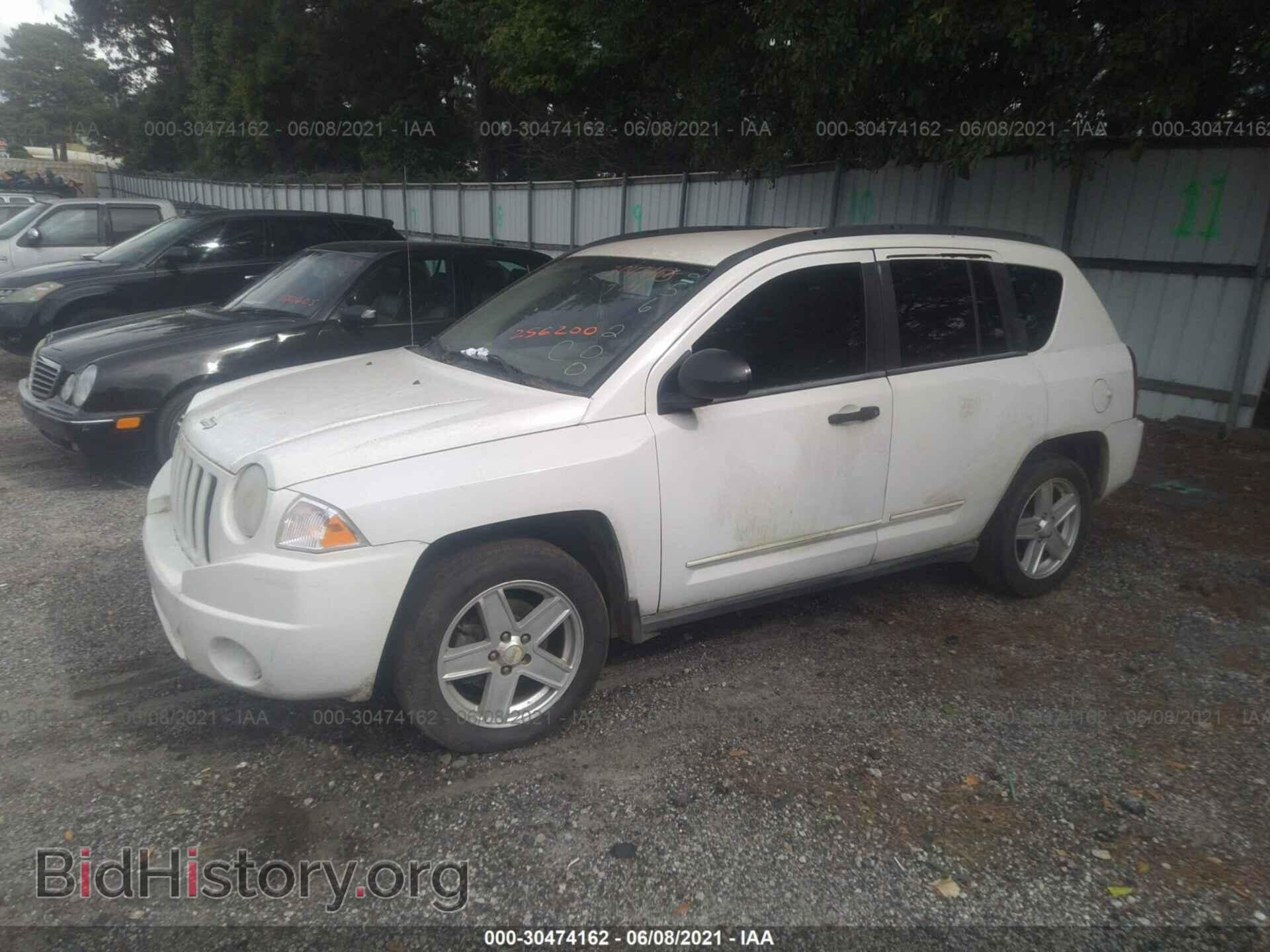 2007 JEEP COMPASS - VIN: 1J8FT47W57D256200 - Фото 2