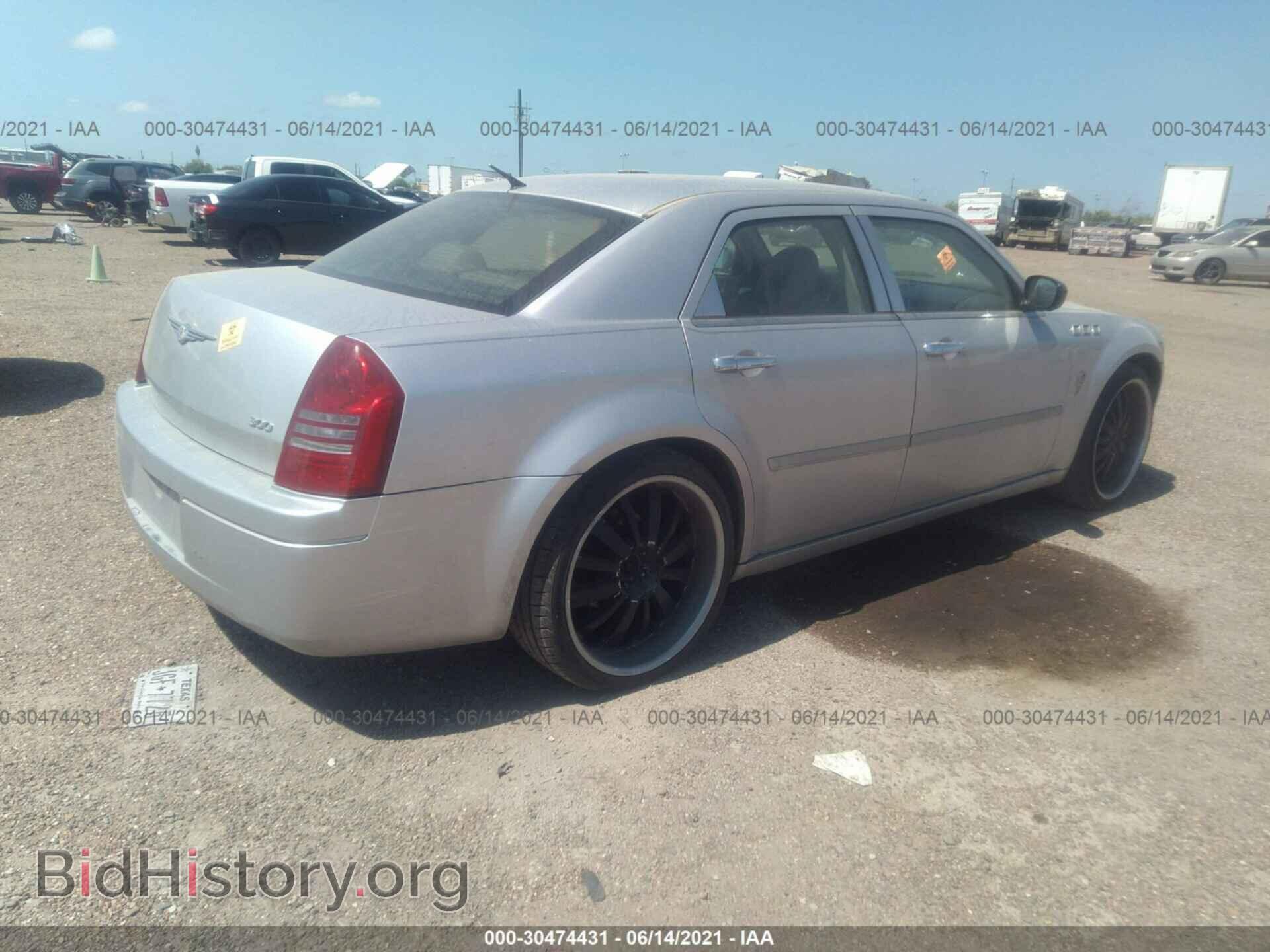 2006 CHRYSLER 300 - VIN: 2C3LA43R46H124955 - Фото 4