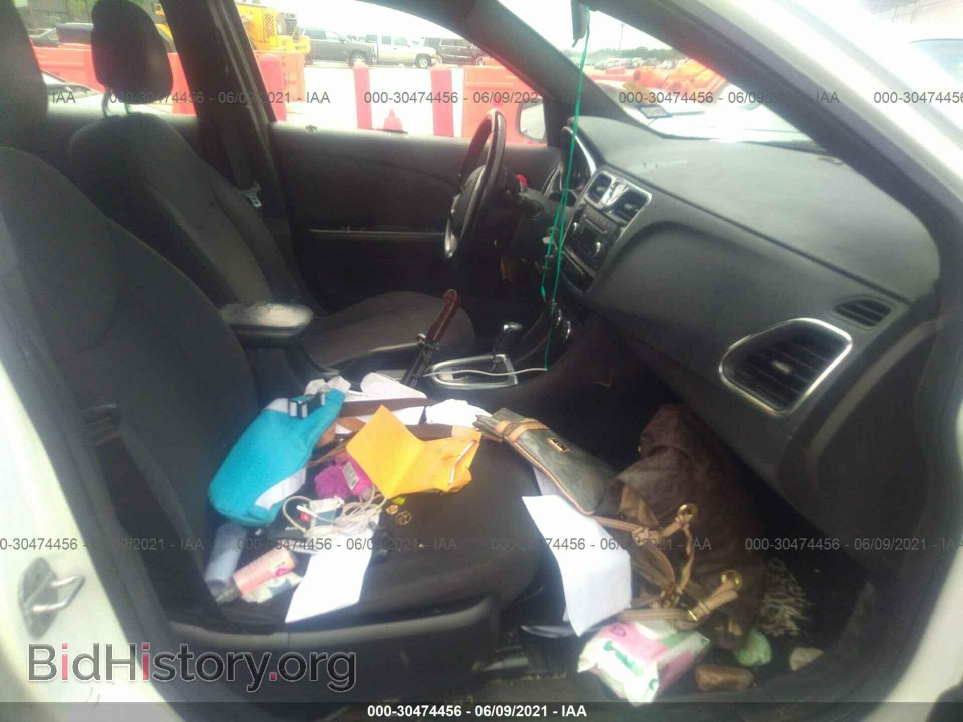 2012 CHRYSLER 200 - VIN: 1C3CCBBB5CN226500 - Photo 5