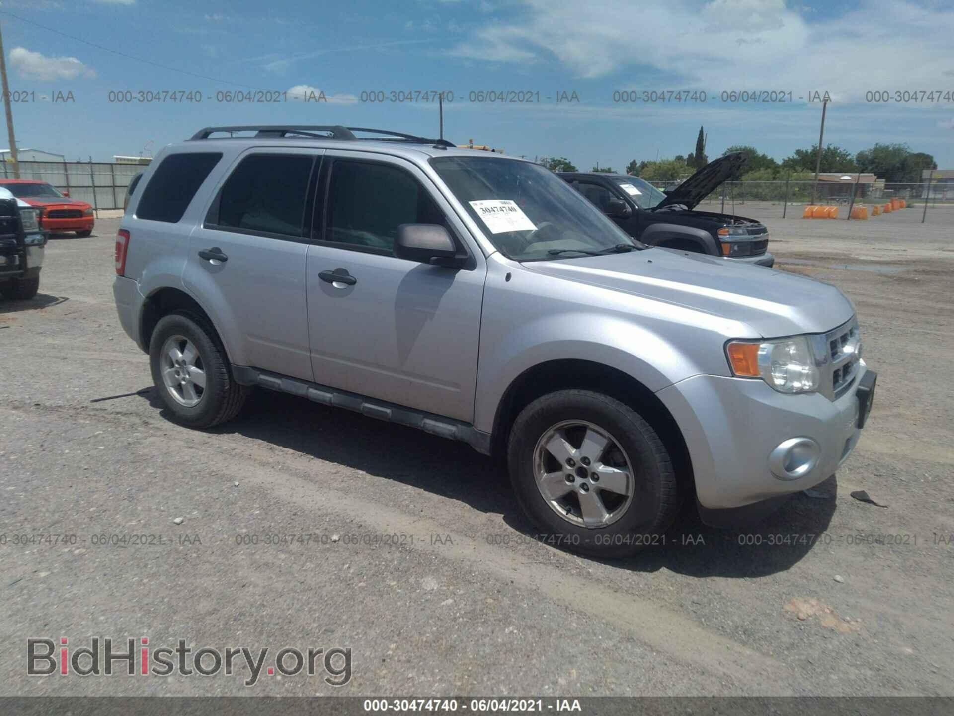 Фотография 1FMCU0D77BKA80988 - FORD ESCAPE 2011