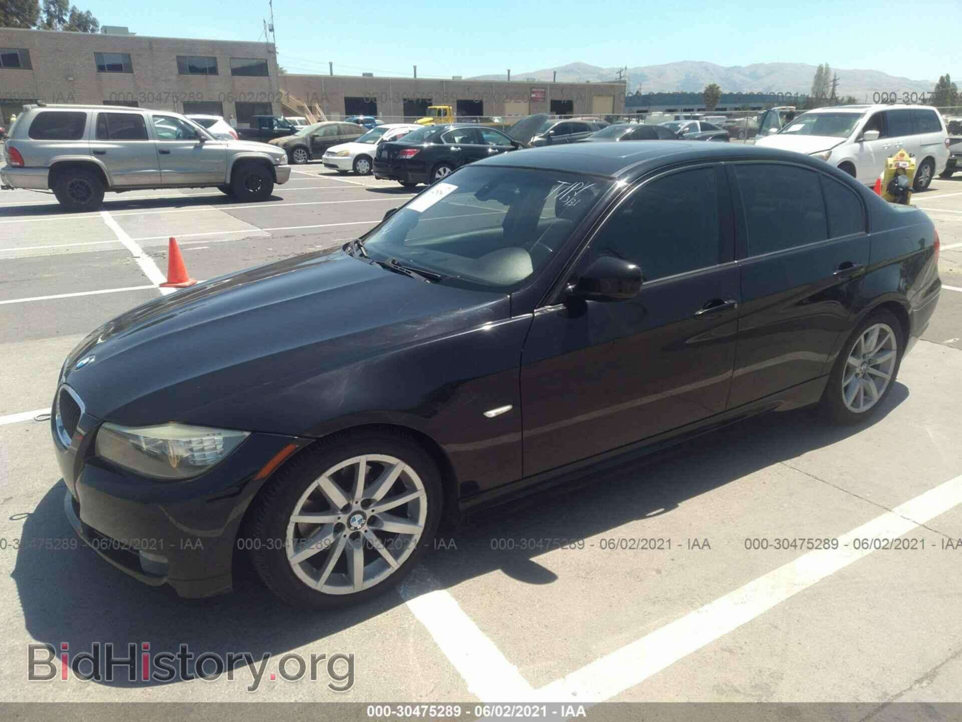 2009 BMW 3 SERIES - VIN: WBAPH57569NL77158 - Фото 2