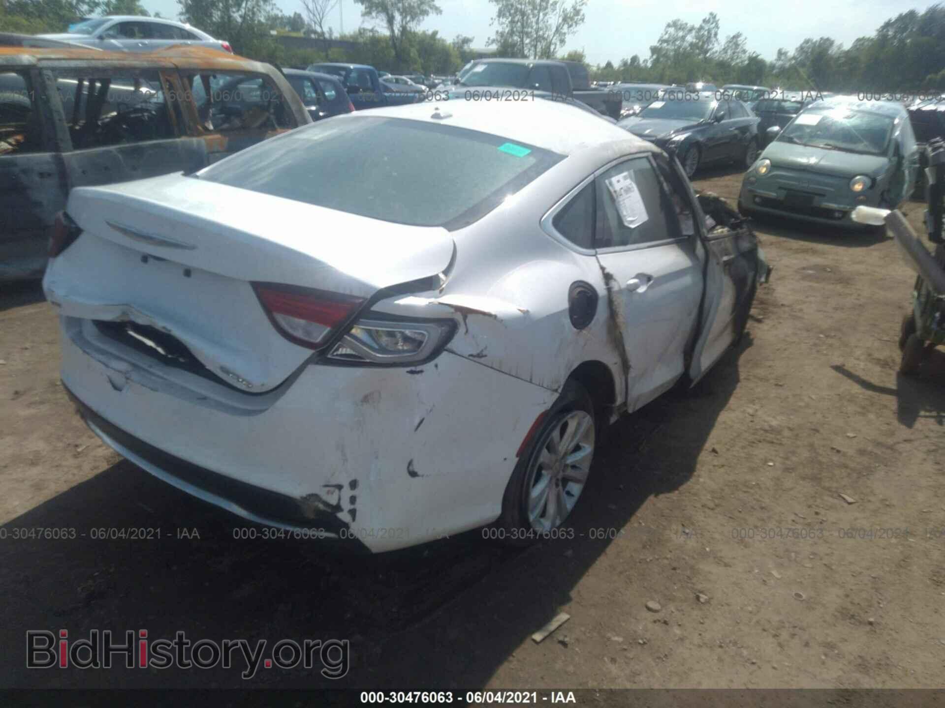 2016 CHRYSLER 200 - VIN: 1C3CCCAB5GN164786 - Фото 4