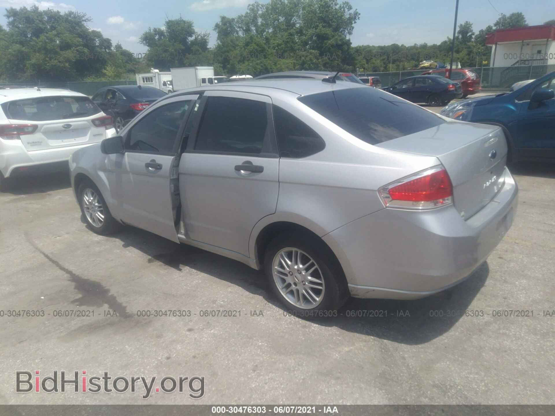 2009 FORD FOCUS - VIN: 1FAHP35N79W242501 - Фото 3