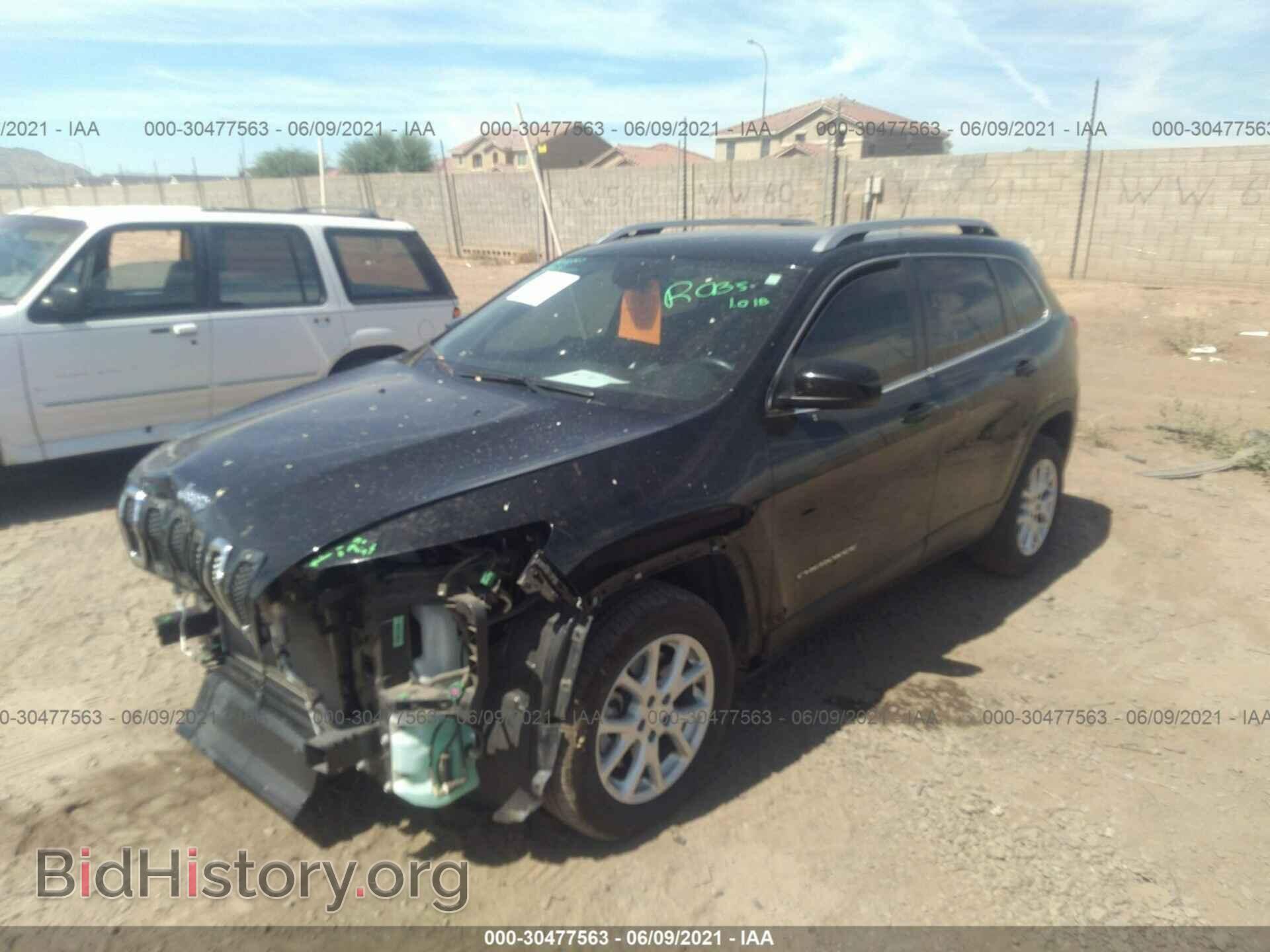 2018 JEEP CHEROKEE - VIN: 1C4PJLCB0JD503872 - Фото 2