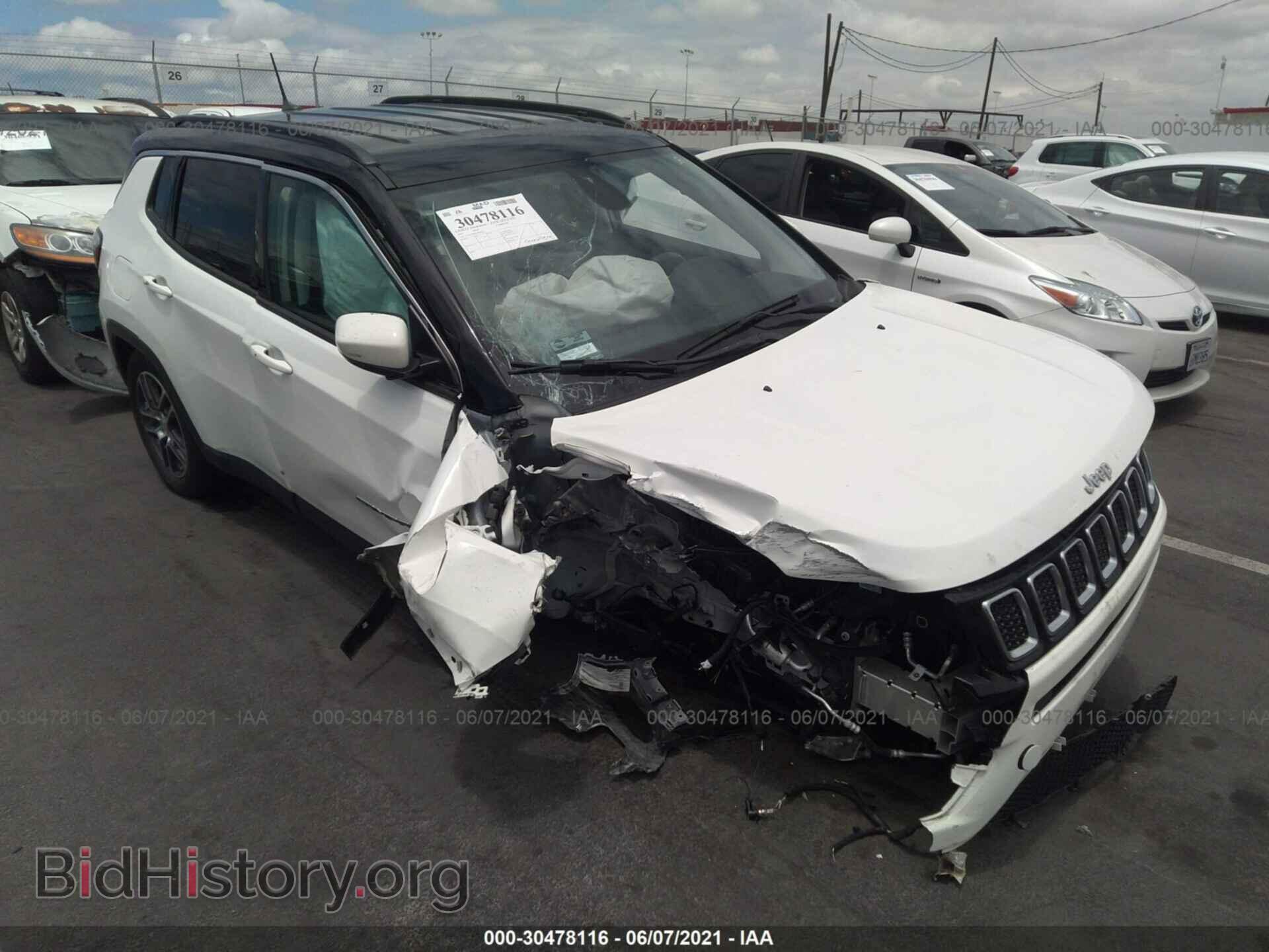 Фотография 3C4NJCBB2KT782424 - JEEP COMPASS 2019