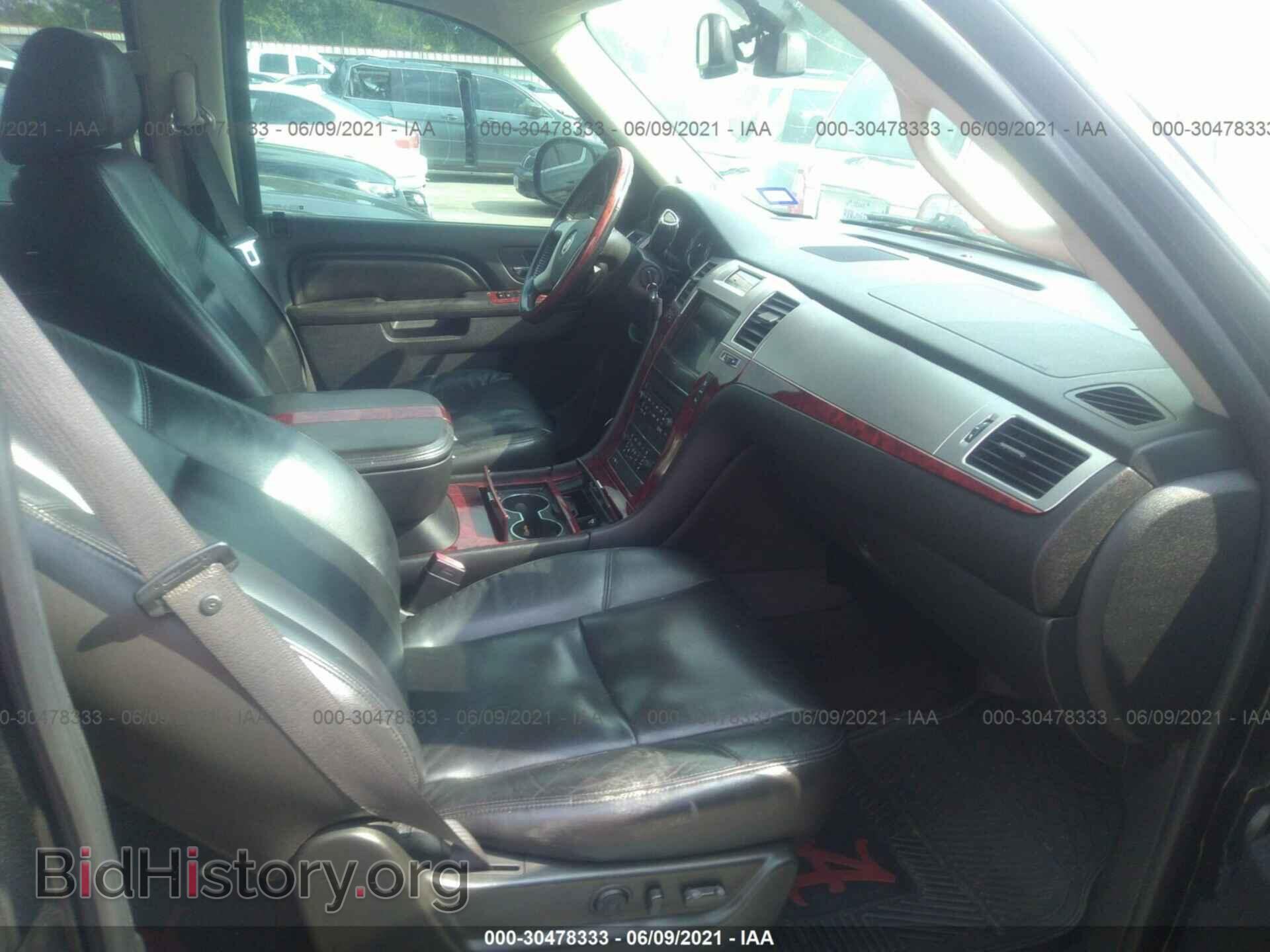 2011 CADILLAC ESCALADE - VIN: 1GYS4BEF2BR235708 - Фото 5
