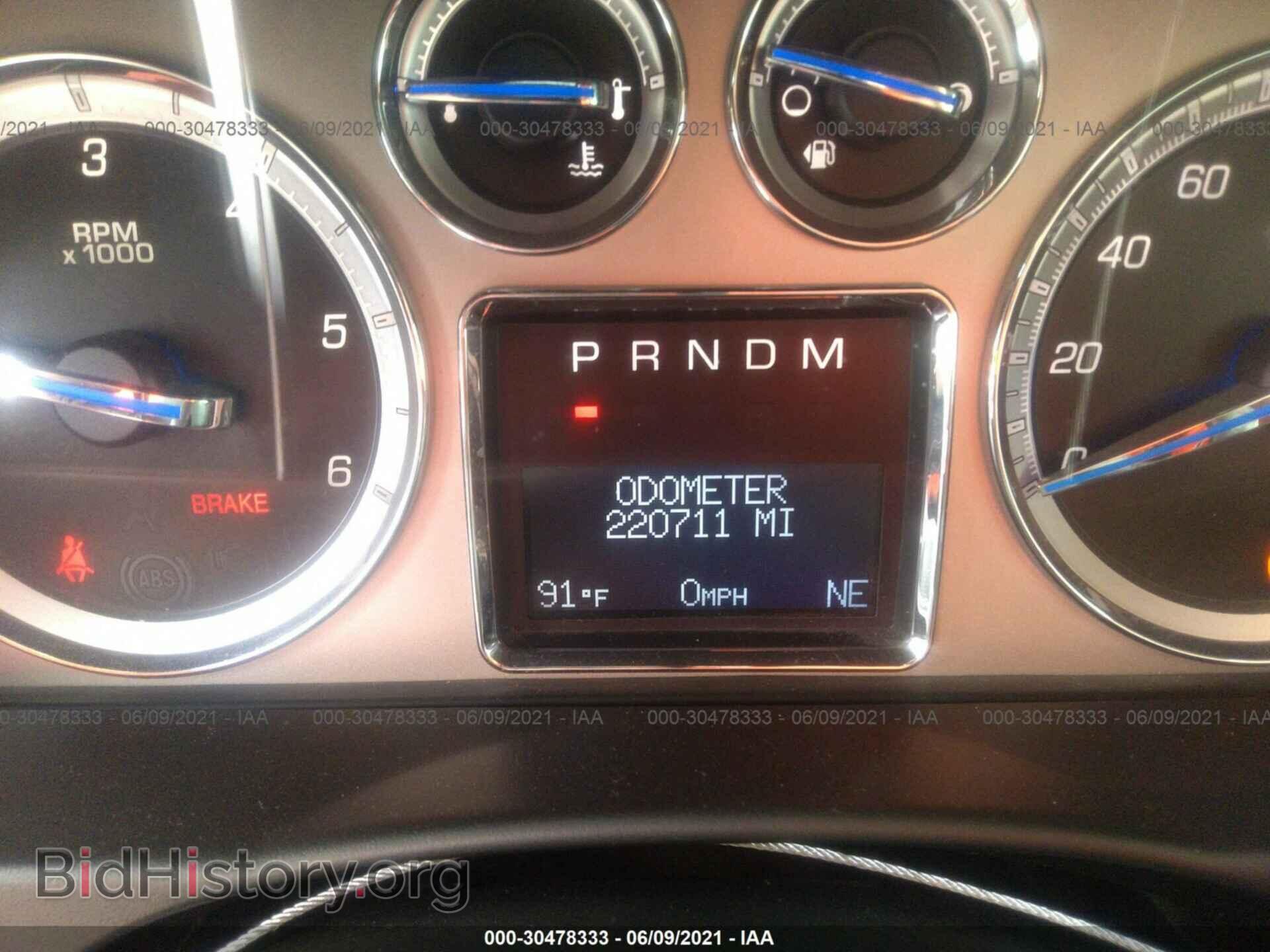 2011 CADILLAC ESCALADE - VIN: 1GYS4BEF2BR235708 - Фото 7
