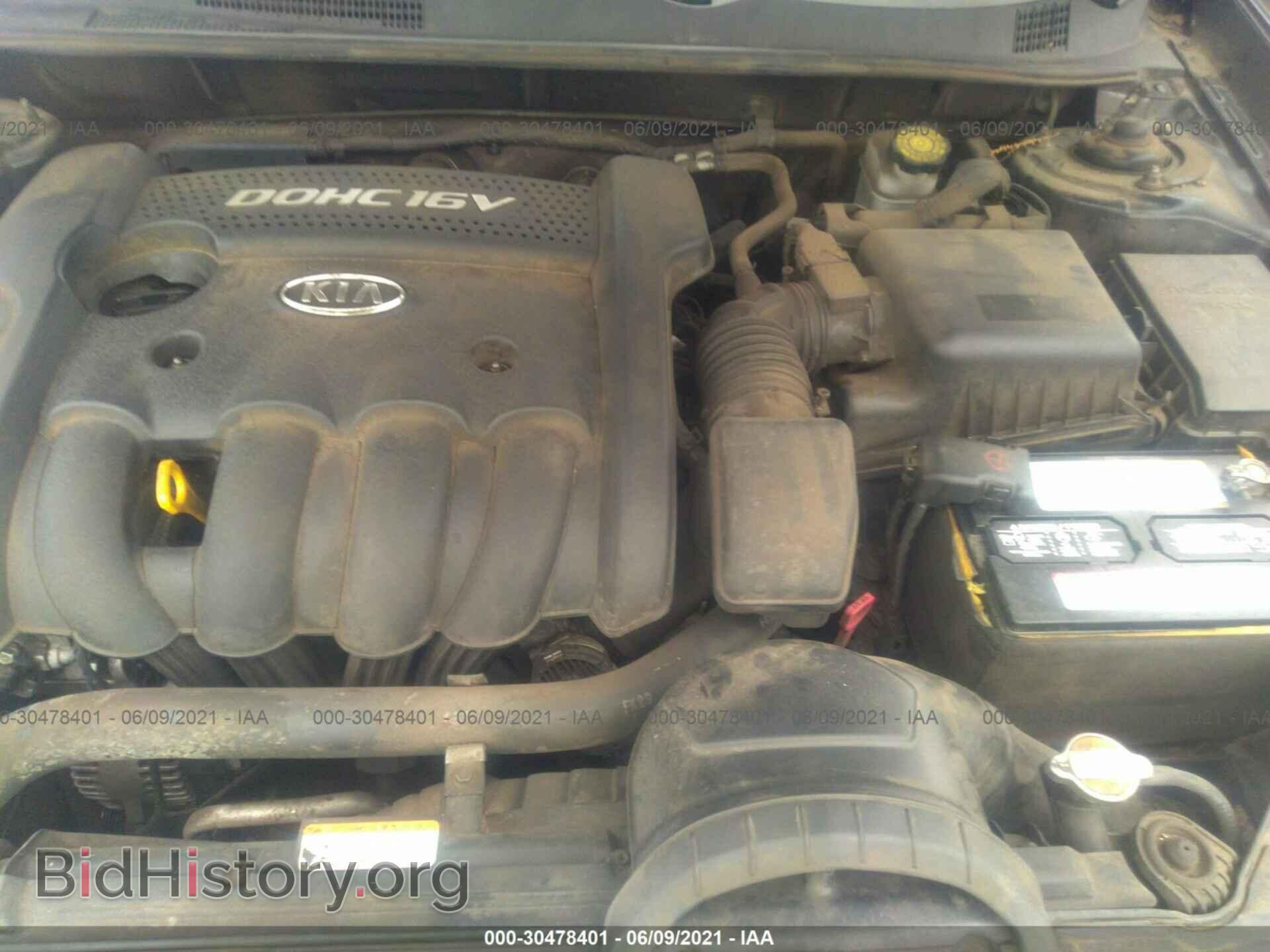 2007 KIA OPTIMA - VIN: KNAGE123775110504 - Фото 10
