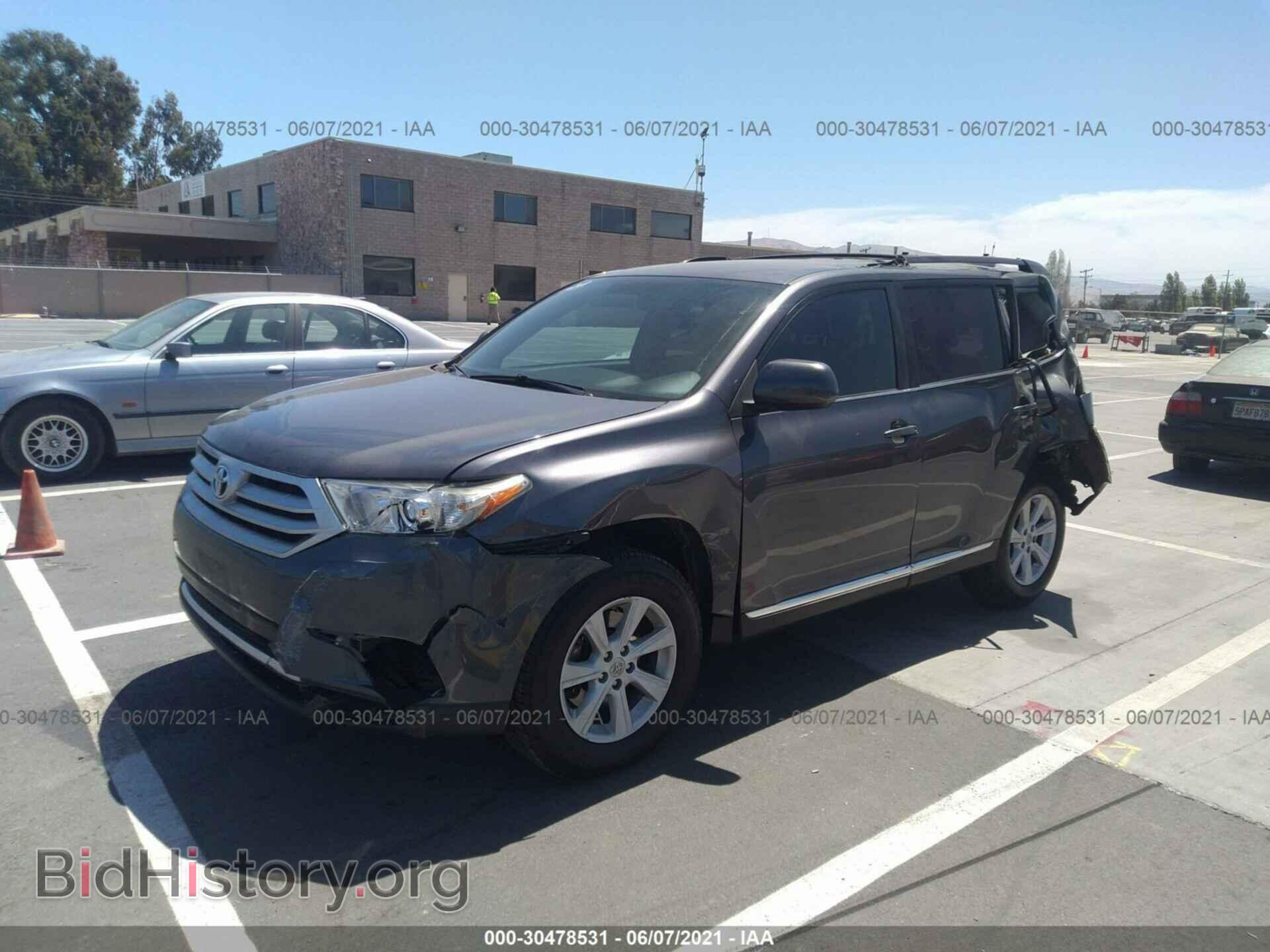 2012 TOYOTA HIGHLANDER - VIN: 5TDBK3EH6CS147671 - Фото 2