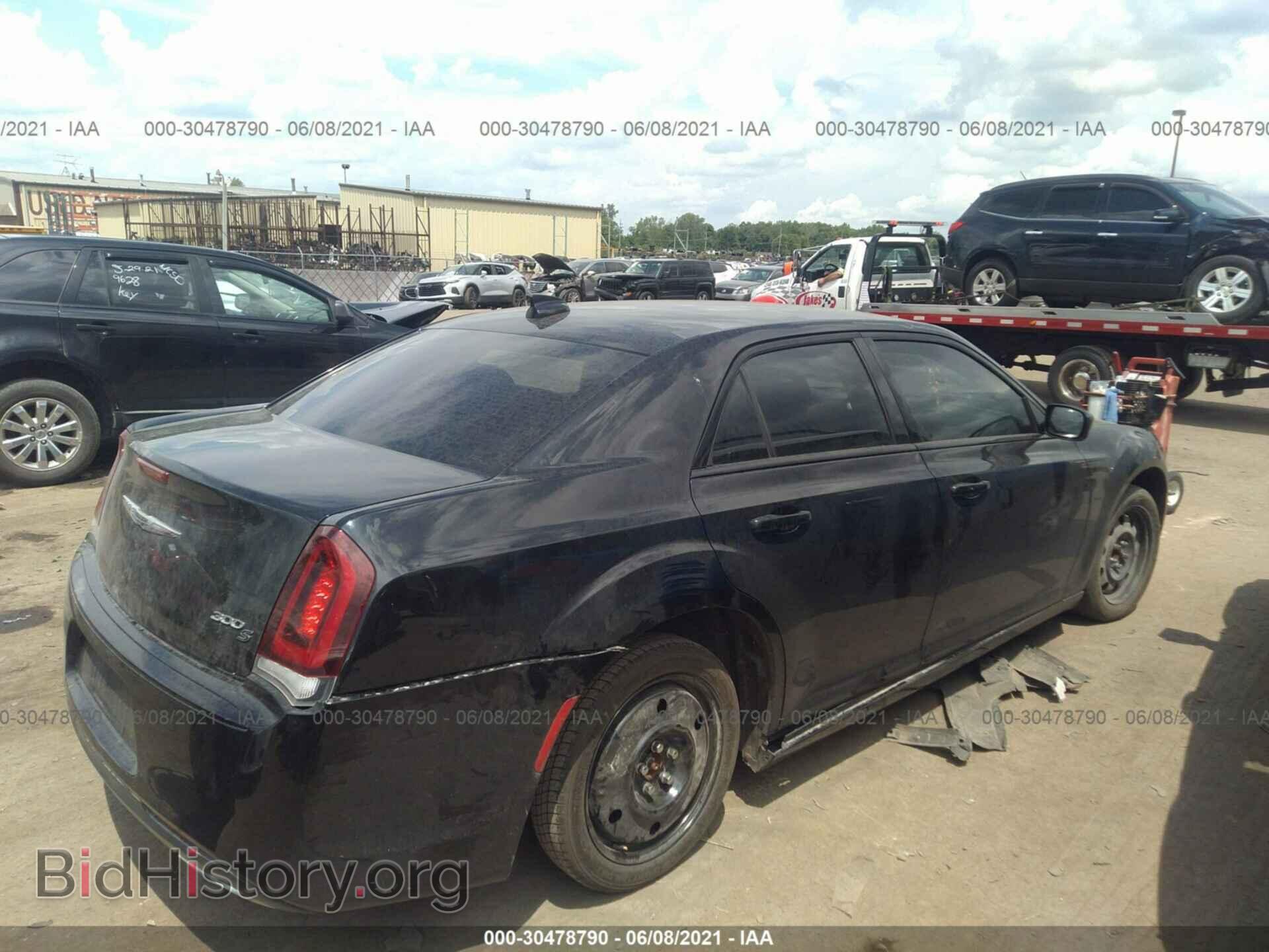2015 CHRYSLER 300 - VIN: 2C3CCABG4FH767024 - Фото 4