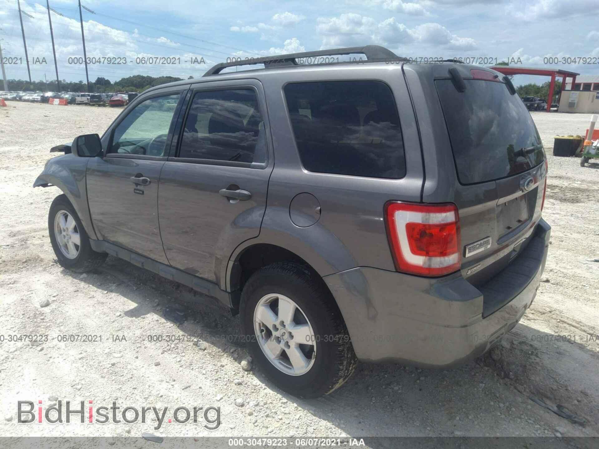 2011 FORD ESCAPE - VIN: 1FMCU0D79BKC03643 - Фото 3