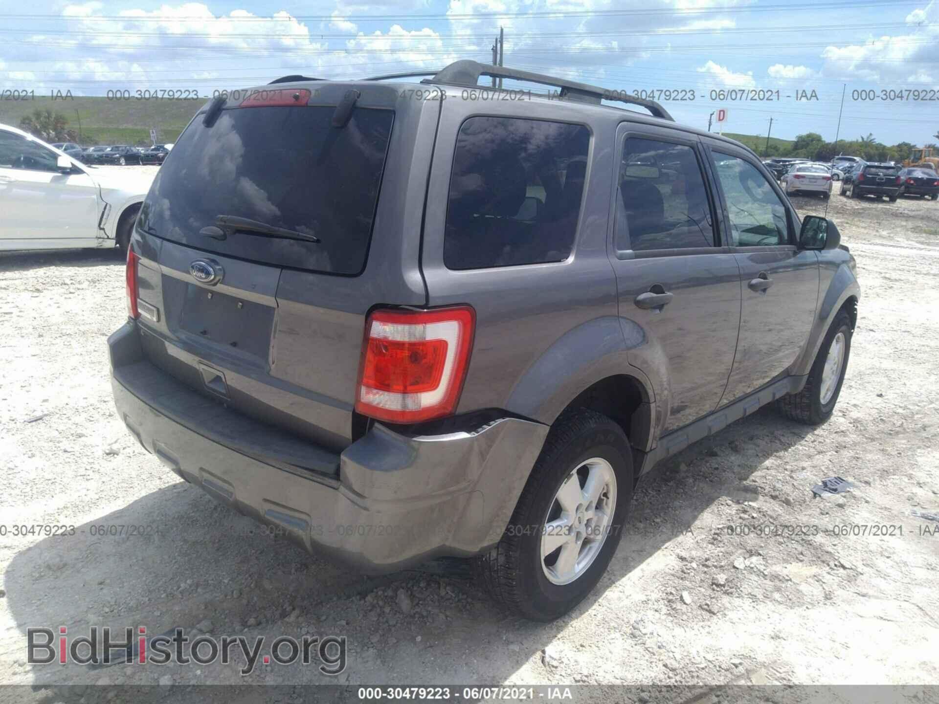 2011 FORD ESCAPE - VIN: 1FMCU0D79BKC03643 - Фото 4