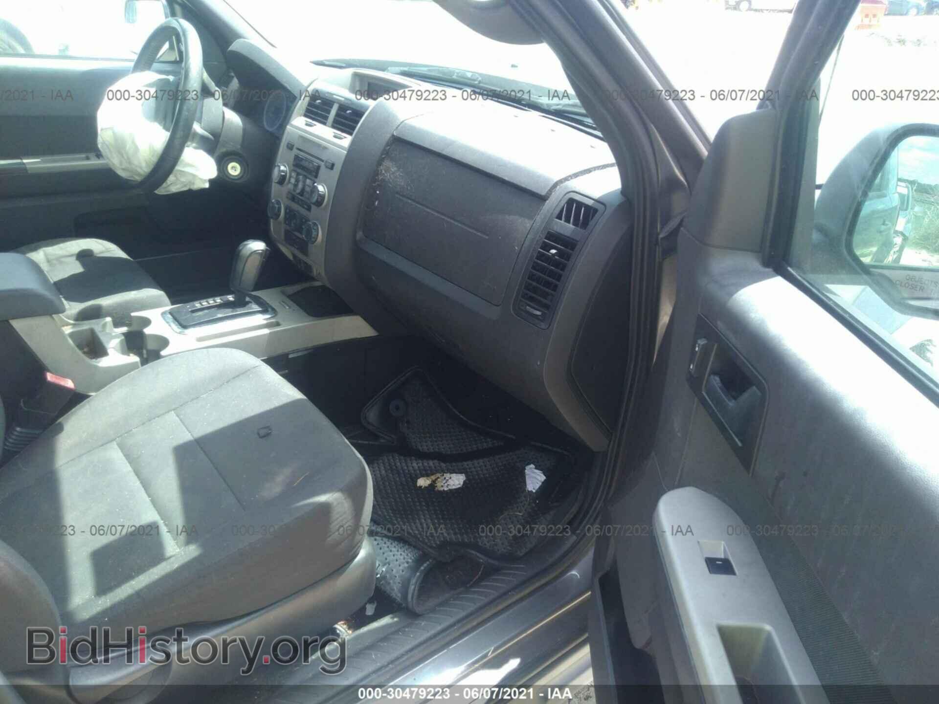 2011 FORD ESCAPE - VIN: 1FMCU0D79BKC03643 - Фото 5