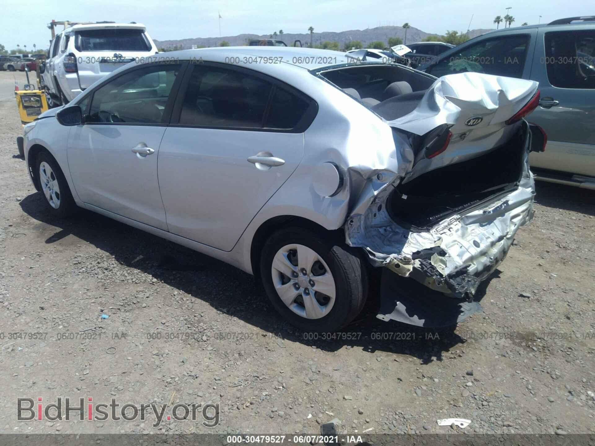 2017 KIA FORTE - VIN: 3KPFK4A77HE026430 - Фото 3