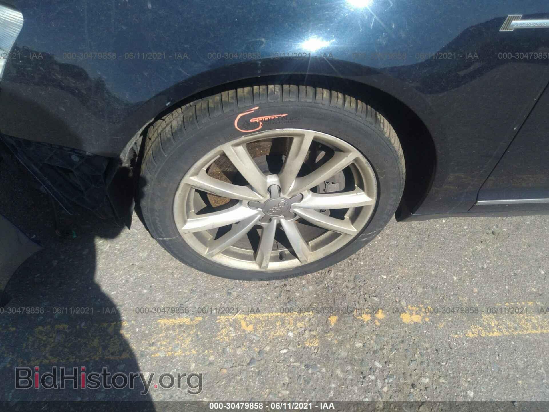 2011 AUDI A6 - VIN: WAUKGAFB9BN066228 - Фото 12