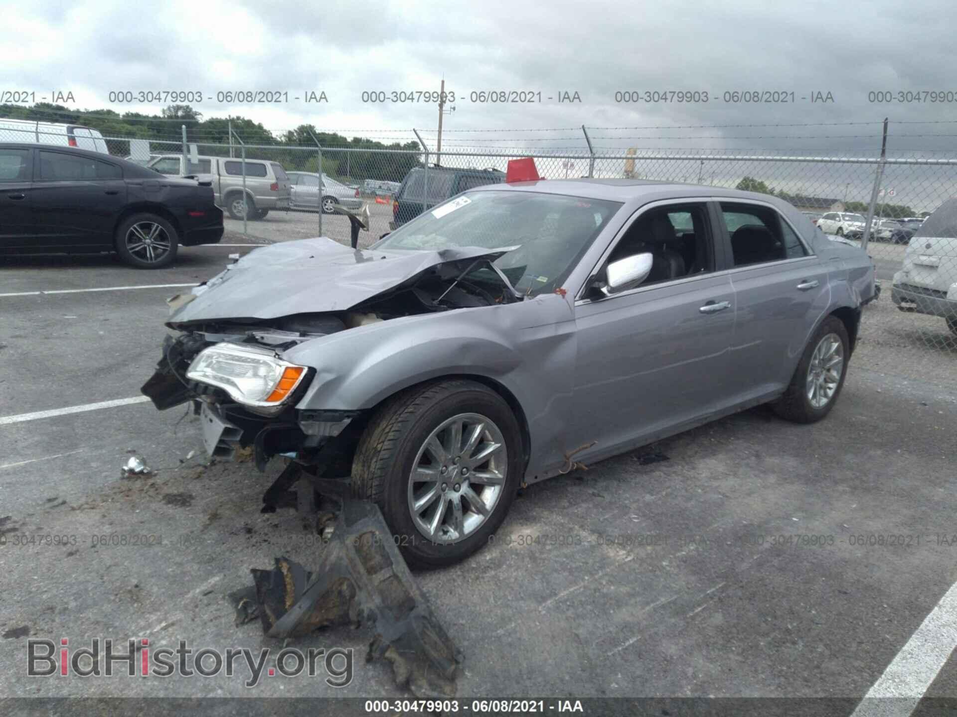2014 CHRYSLER 300 - VIN: 2C3CCAEG2EH228766 - Фото 2