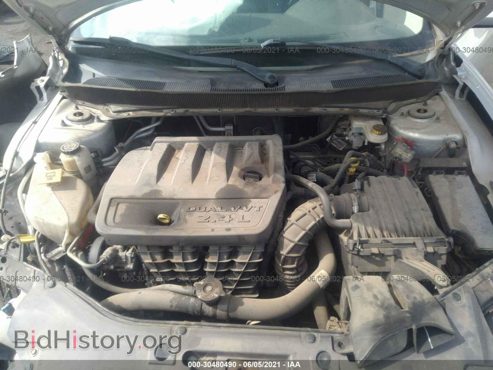 2010 CHRYSLER SEBRING - VIN: 1C3CC5FB1AN207628 - Фото 10